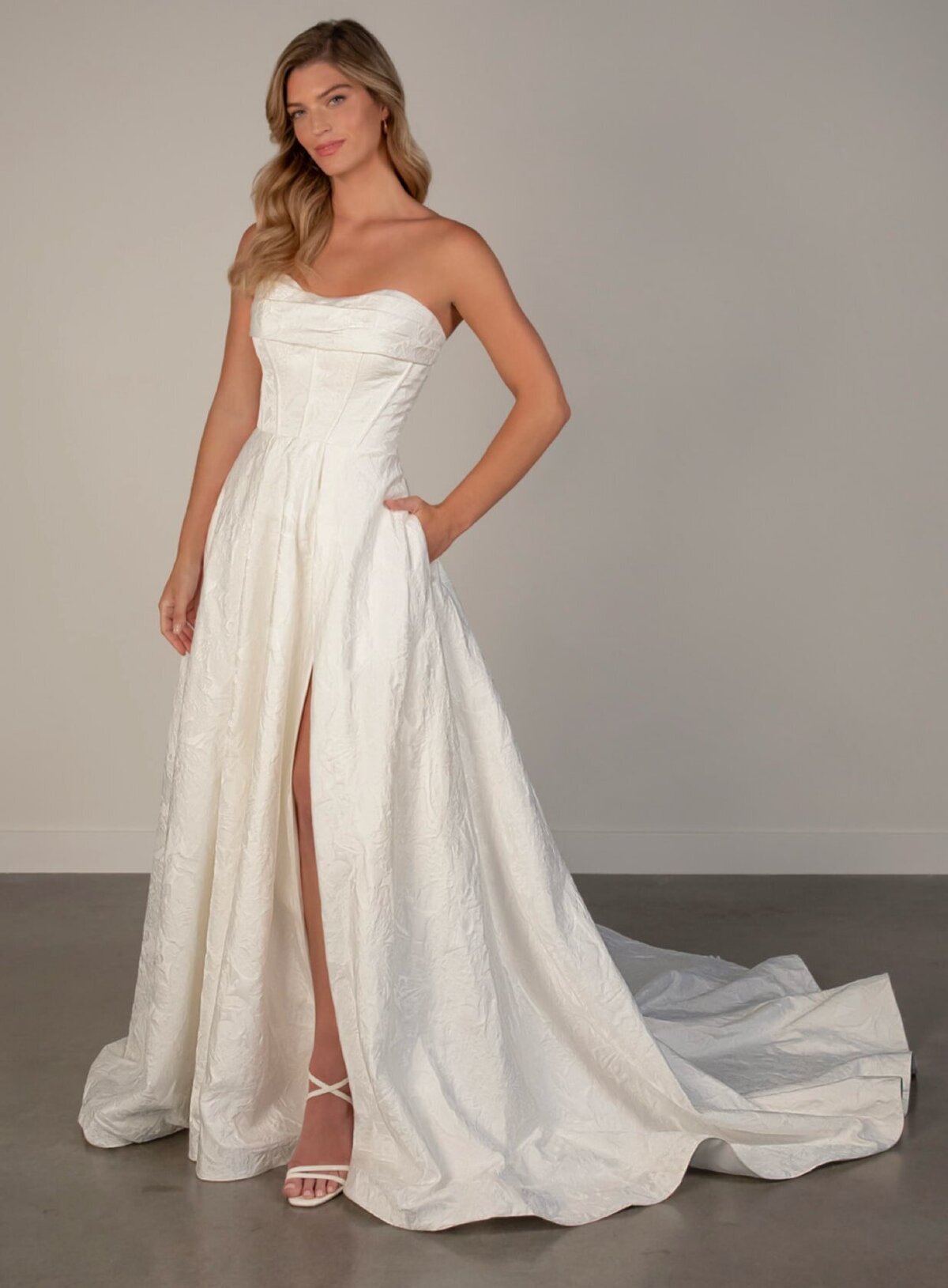 strapless-textured-wedding-gown-with-slit-vogue-veil