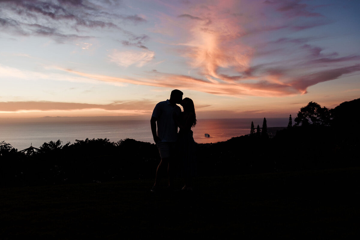 Hawaii-Engagement-Photos-Holualoa-Inn (136)
