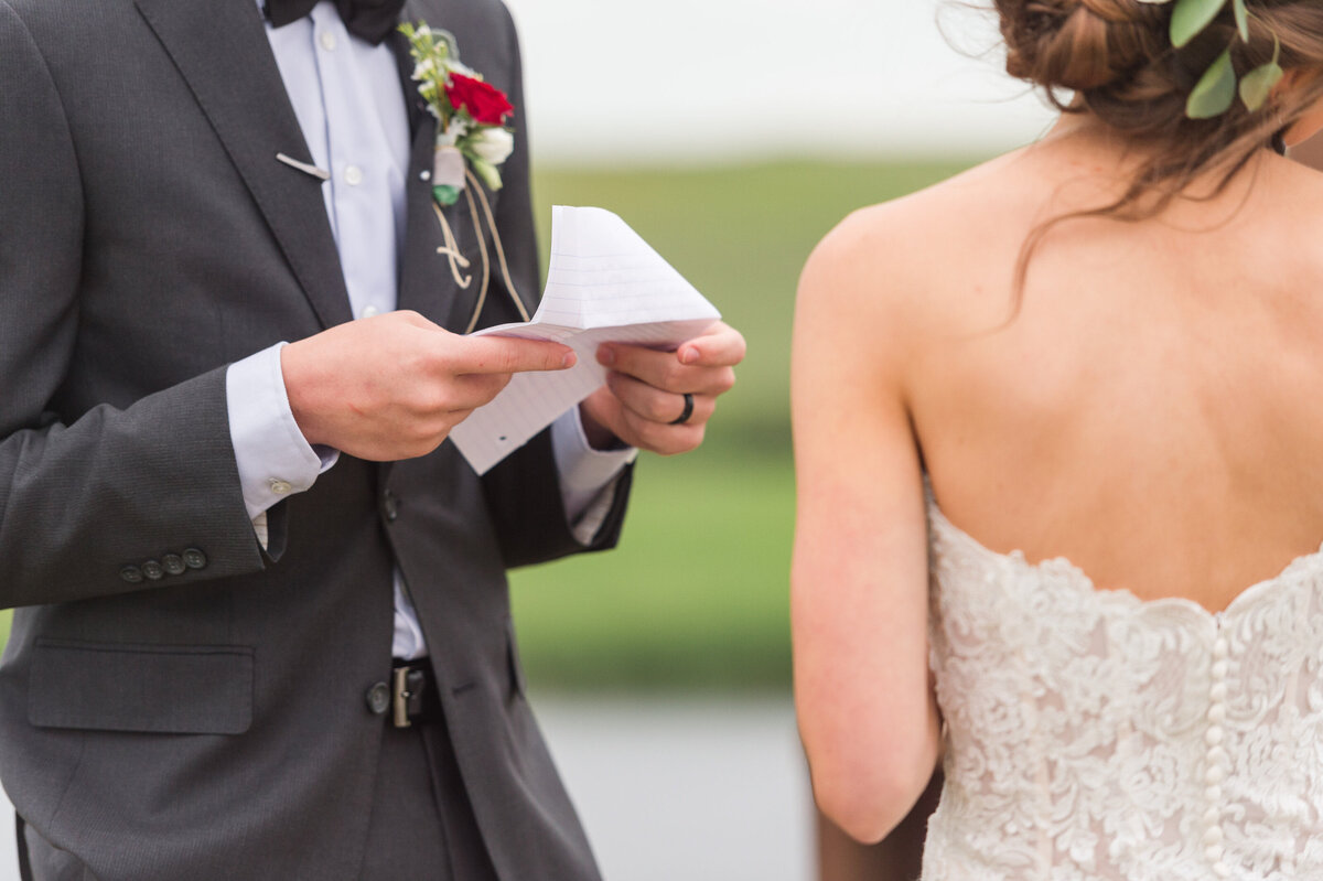 spring first look kansas bride groom wedding photographer-8