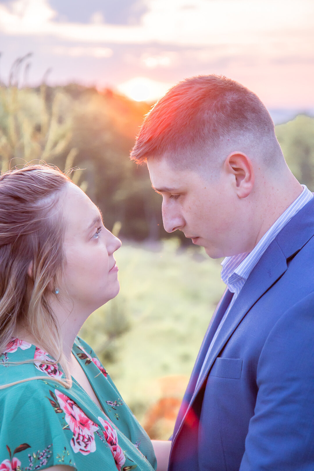 2022Kate-Matthew_engagement-session_soc-edia_top-faves-2109