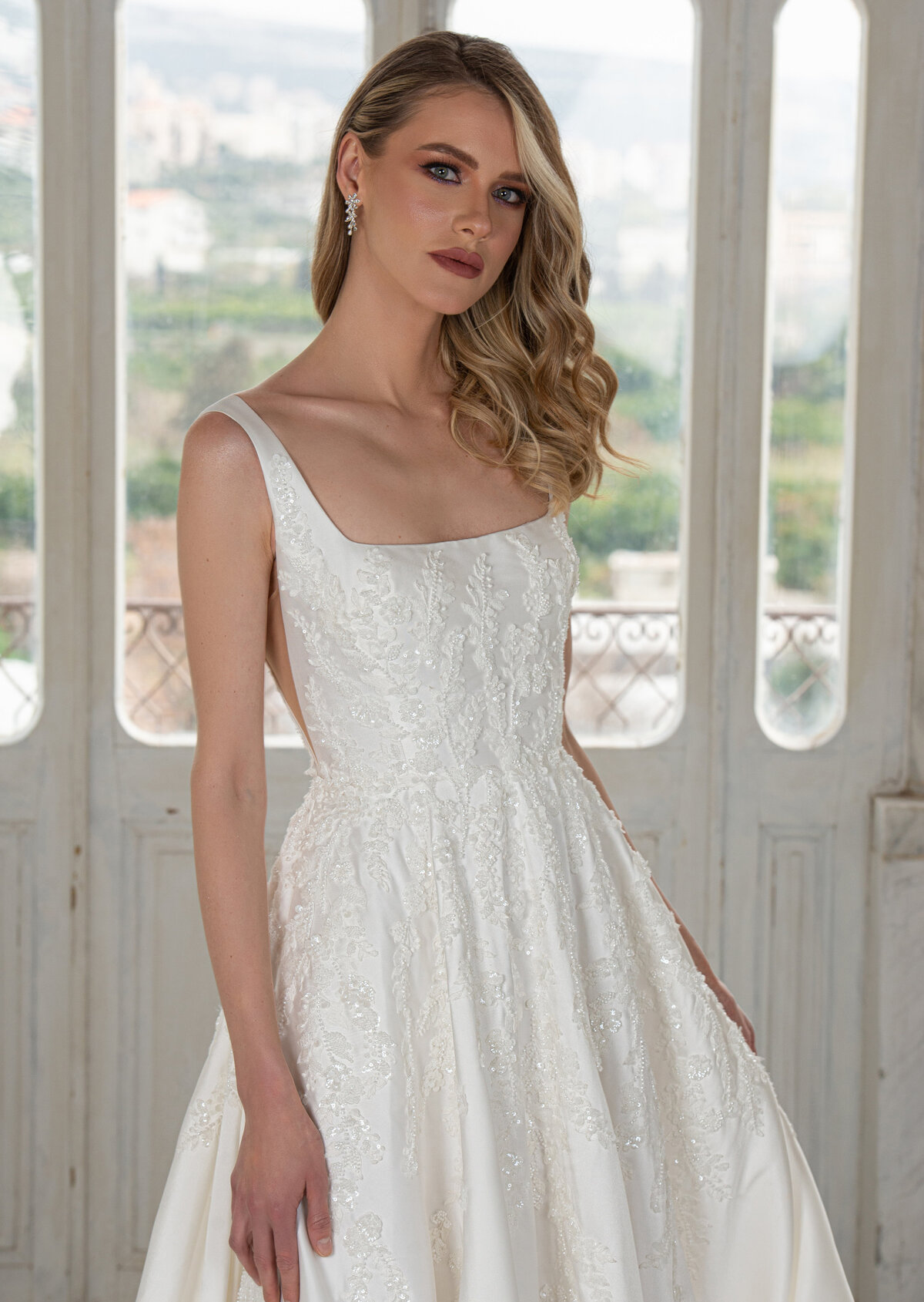 Square neckline wedding dress