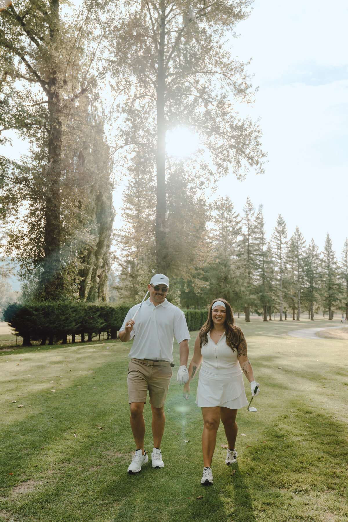Mount-Si-Golf-Course-Couples-Photos-123