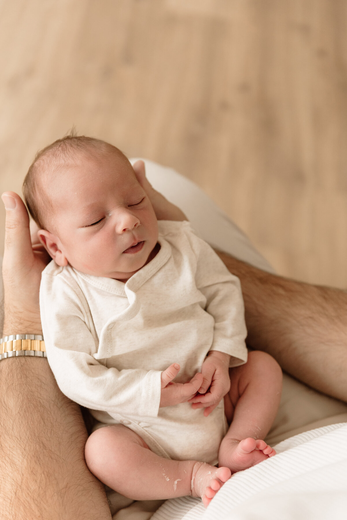 newborn fotograaf - zwangerschapsfotografie - videograaf - Sint-Niklaas - Pictures by Jess - mama en baby shoot