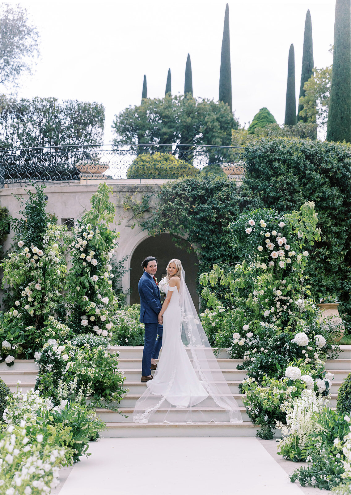 Château-Saint-Martin-wedding-by-Julia-Kaptelova-Photography-268