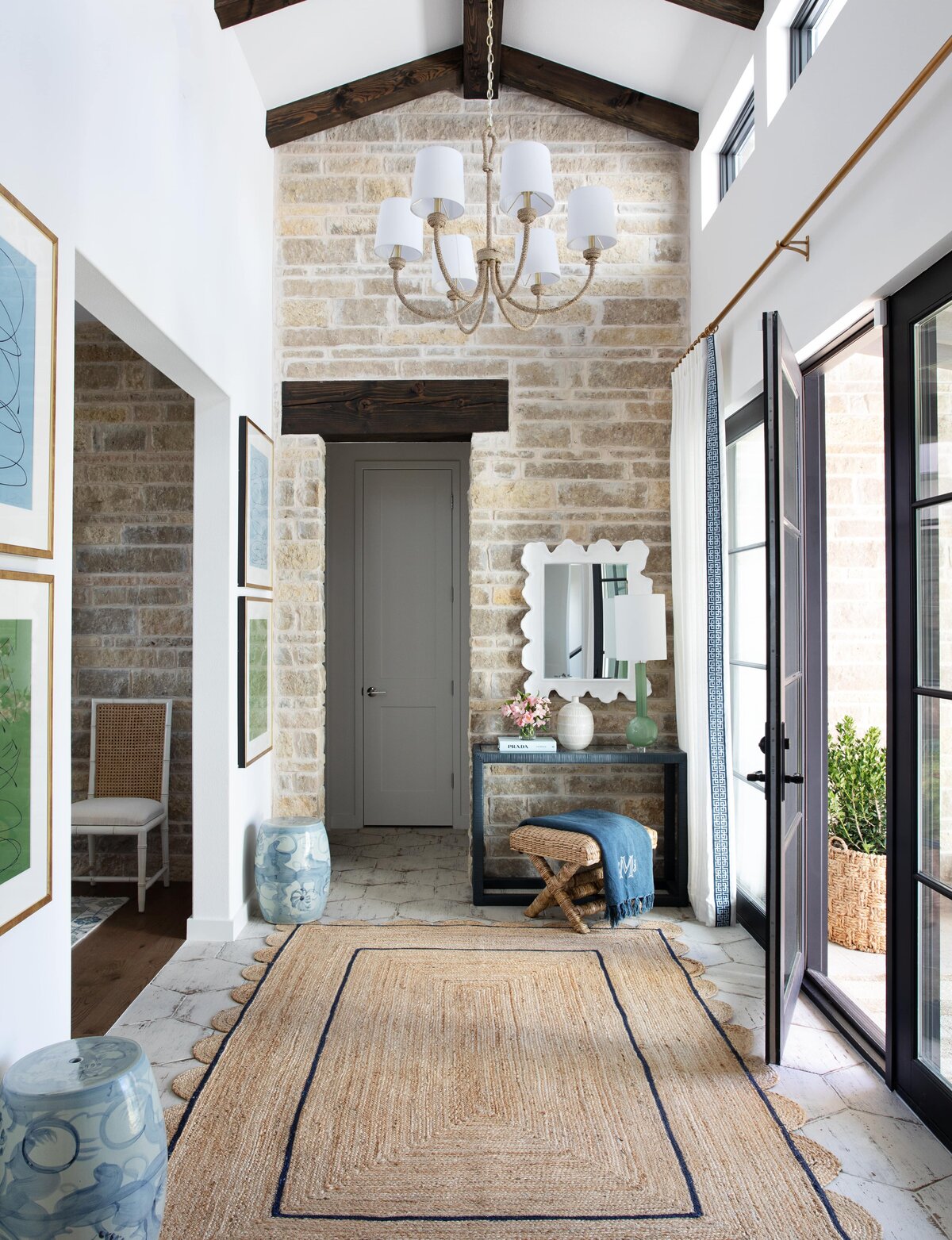 daley-home-lakeside-landing-layered-entry-1