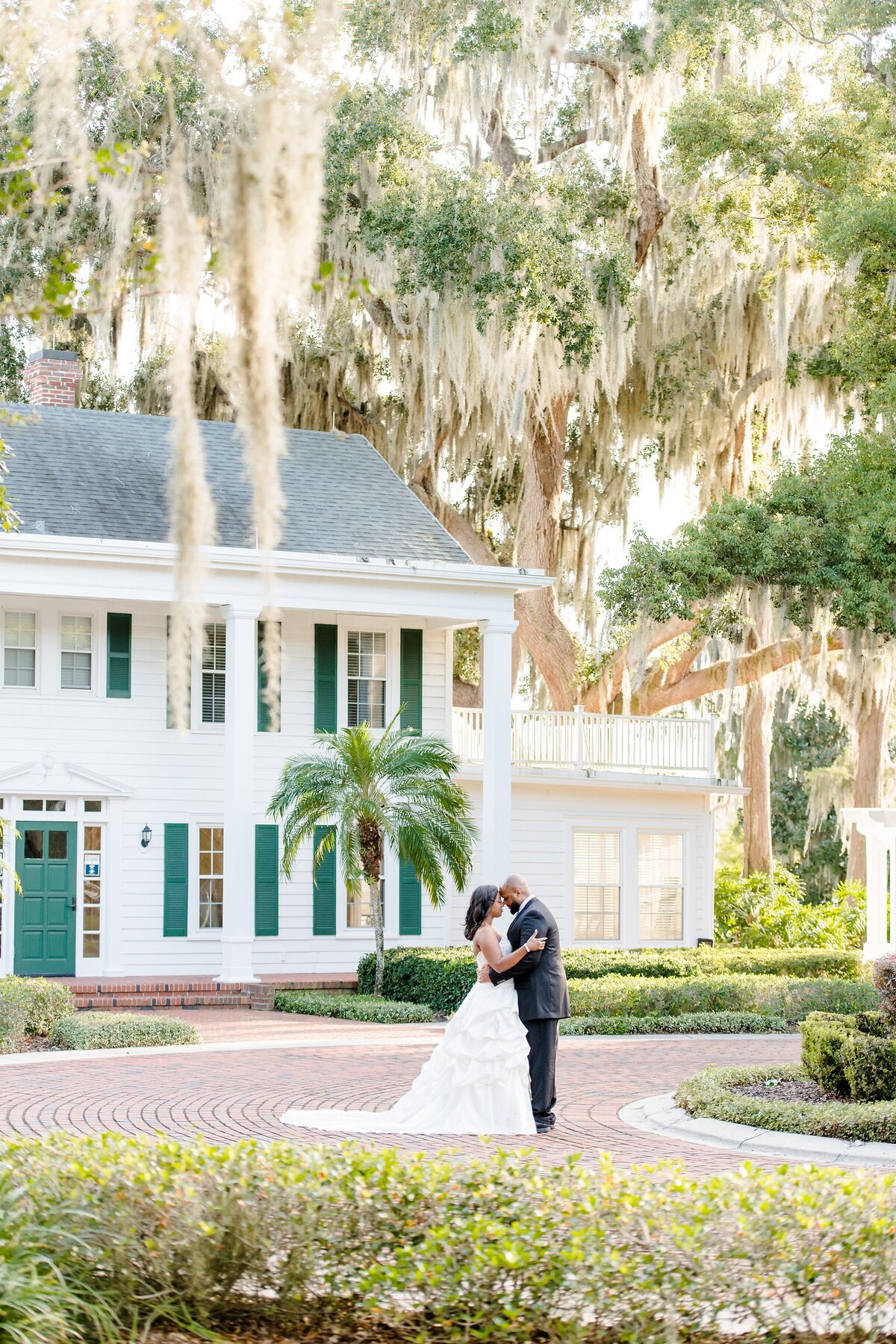 Orlando Photographer | Cypress Grove Estate House Wedding | Chynna Pacheco Photography-32