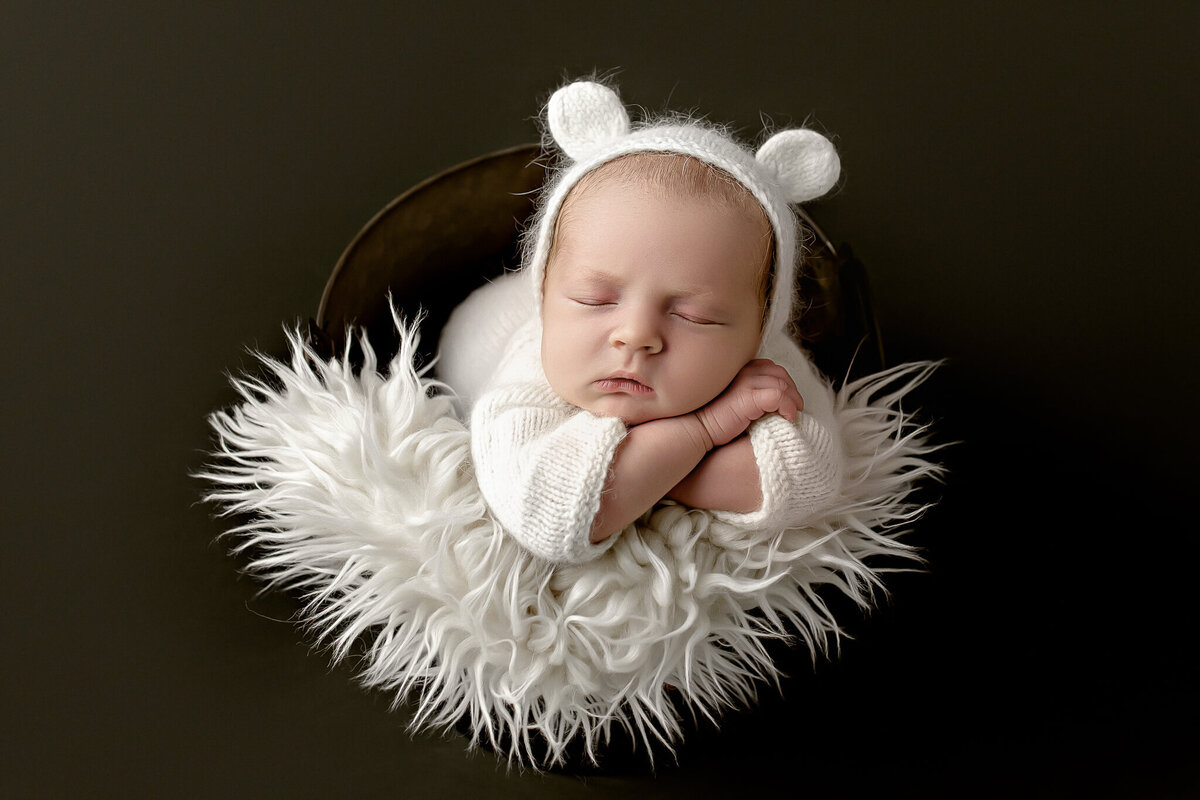 newborn-photographyer-bloomington-il-4