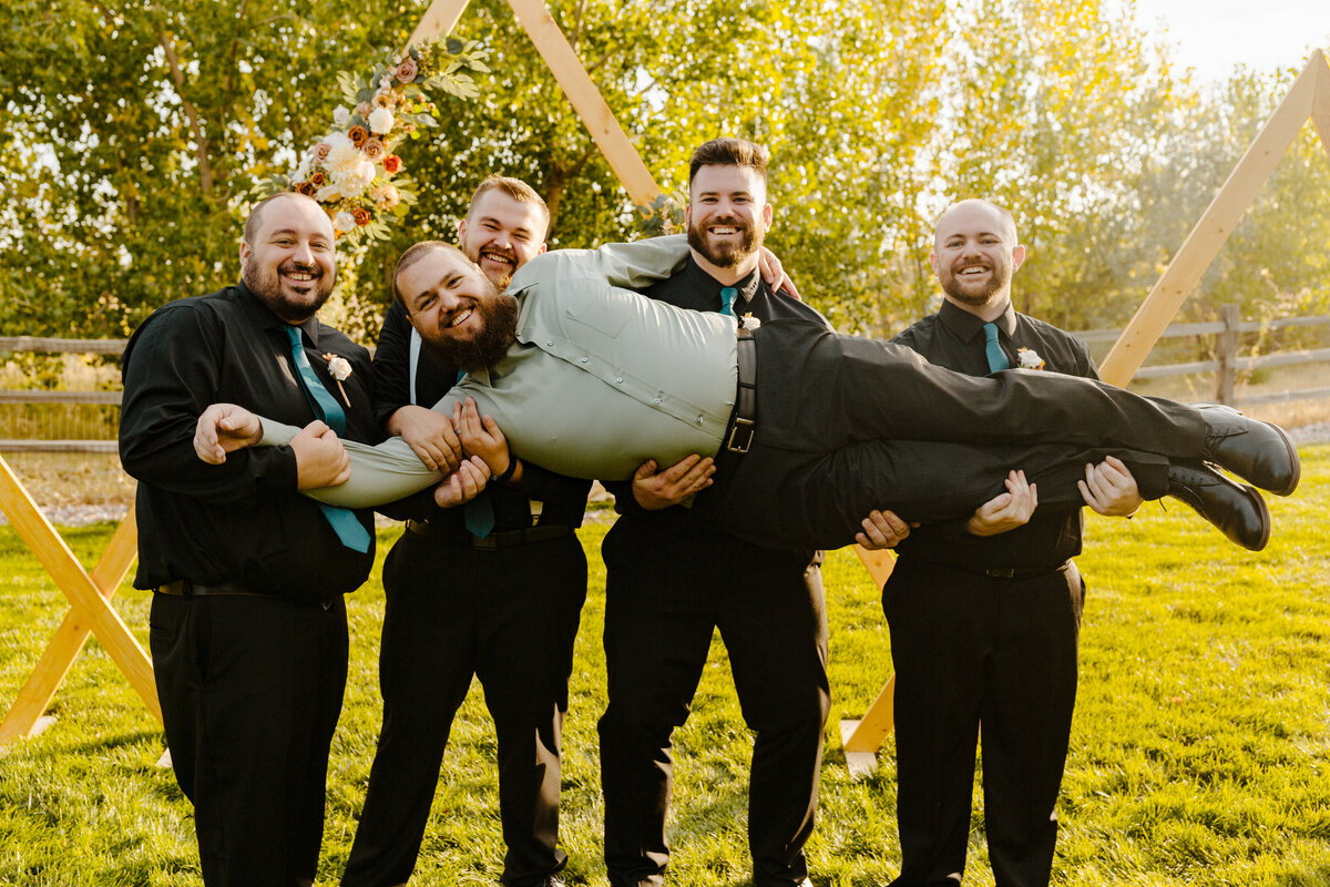 loveland-colorado-backyard-wedding-near-estes-park-and-devils-backbone-photographer-485