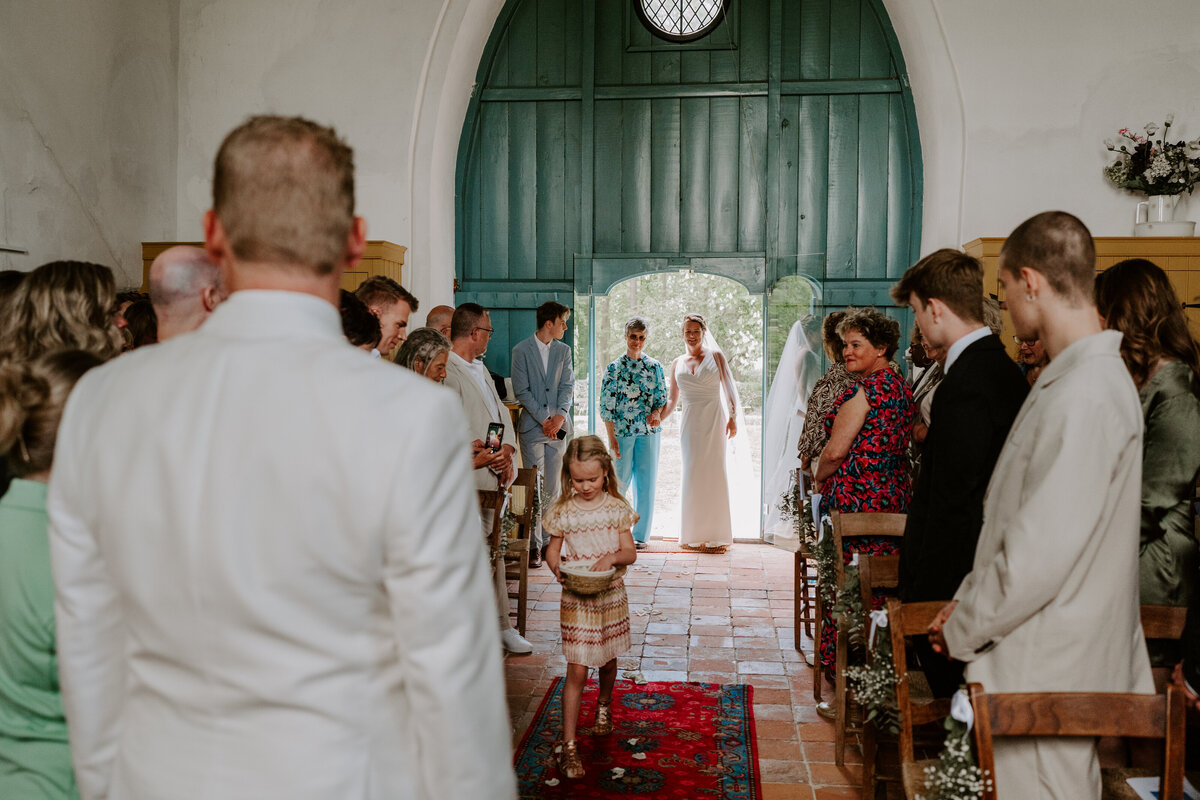 Trouwfotograaf in Zeeland. De leukste trouwlocaties in Zeeland vind je in deze blog. Door everatilroefotografie, trouwfotograaf in Middelburg,Zeeland