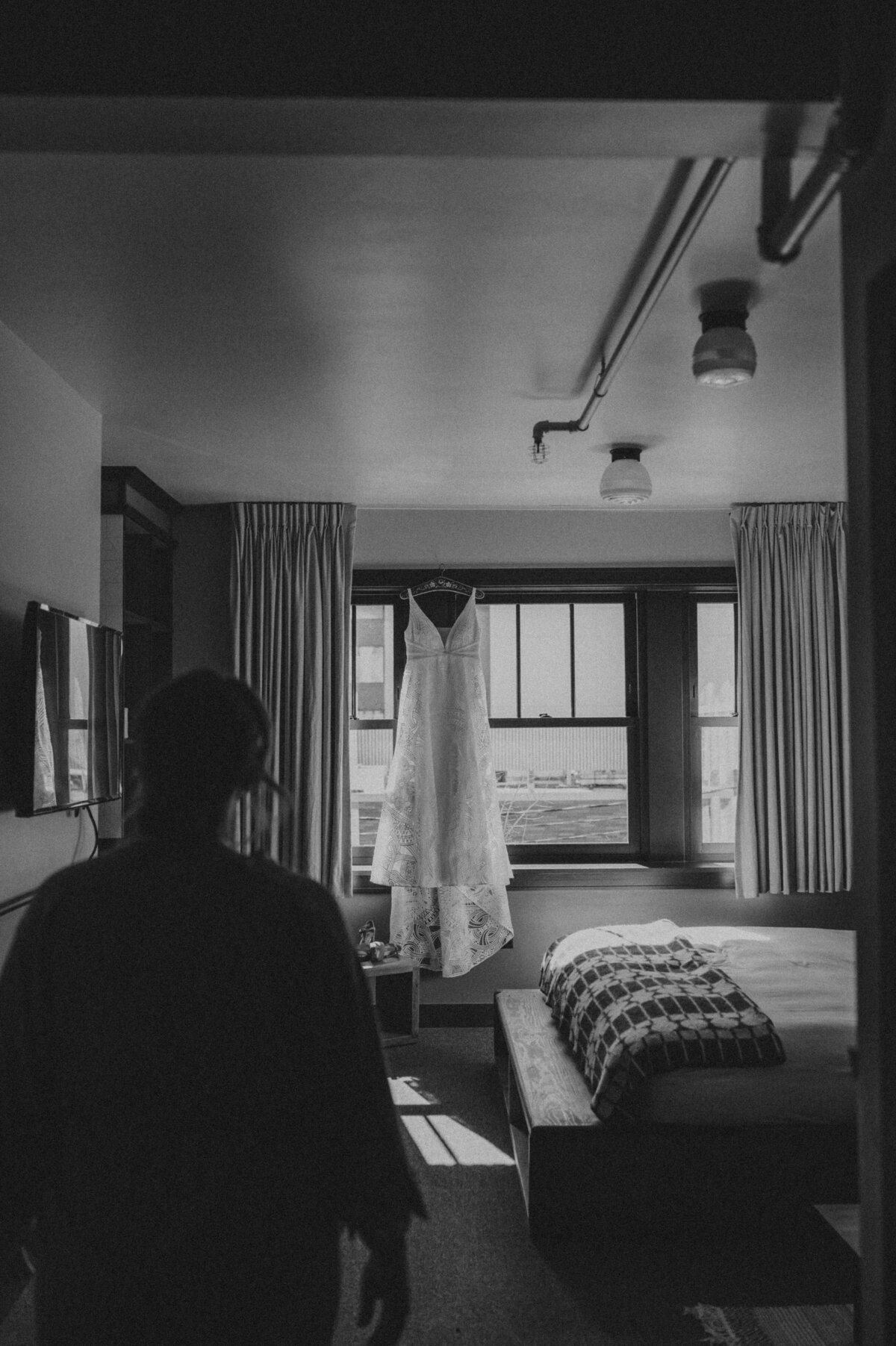 Downtown-Portland-oregon-wedding-photos