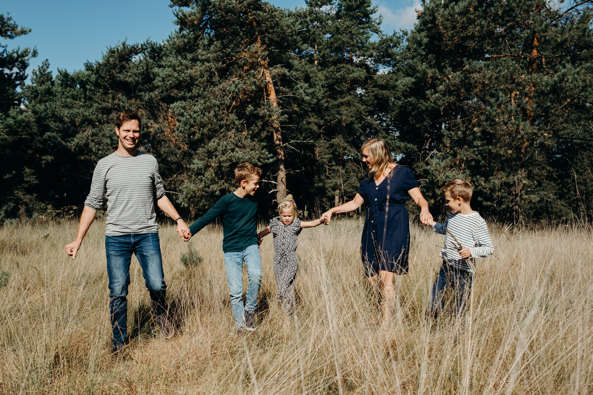 Gezindsfotoshoot_Loofles_Kootwijk_MariekevanDijkFotografie-19