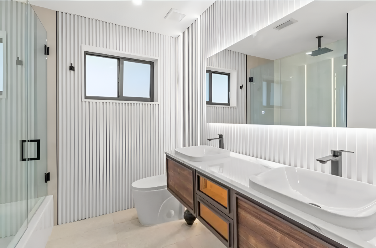 Bathroom 1 (3)