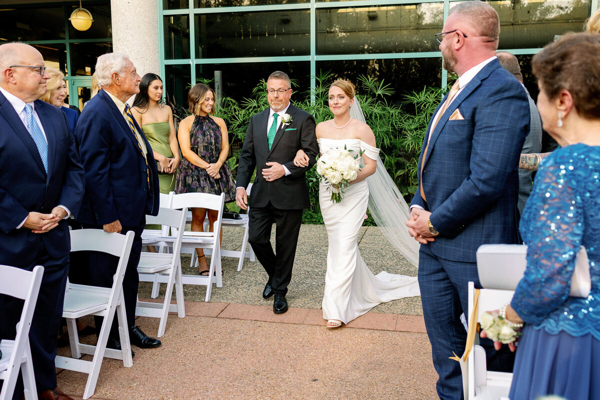 the-atrium-at-meadowlark-botanical-gardens-vienna-virginia-wedding-112