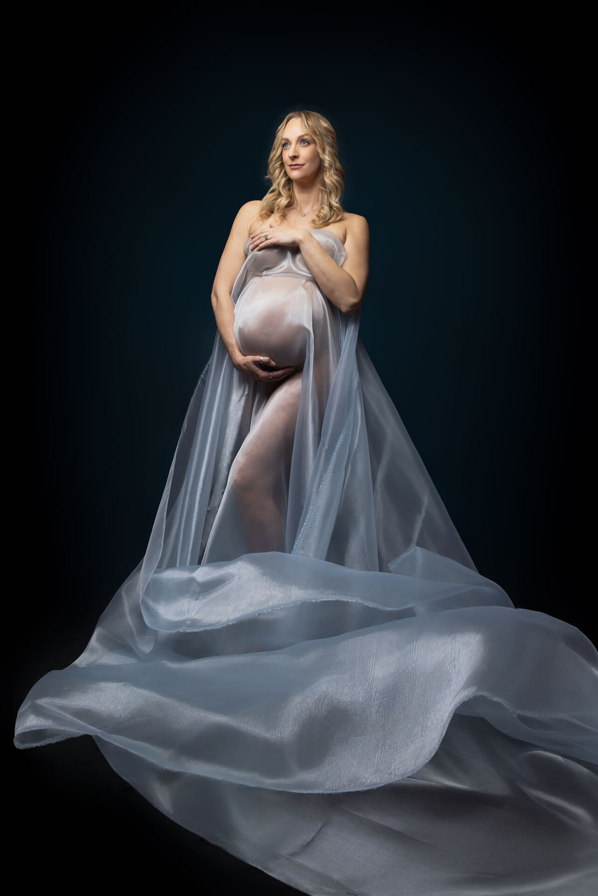 Grass Valley Maternity Photographer
