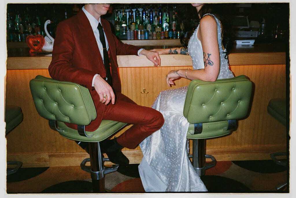 15.eastside-bowl-bowling-alley-prom-inspired-wedding-modern-vintage-events