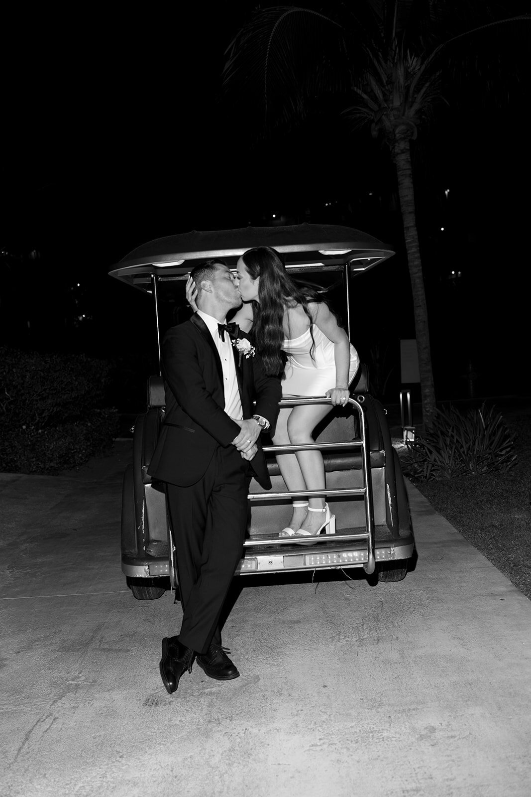 7. Newly Weds_SunnyLeePhoto-220