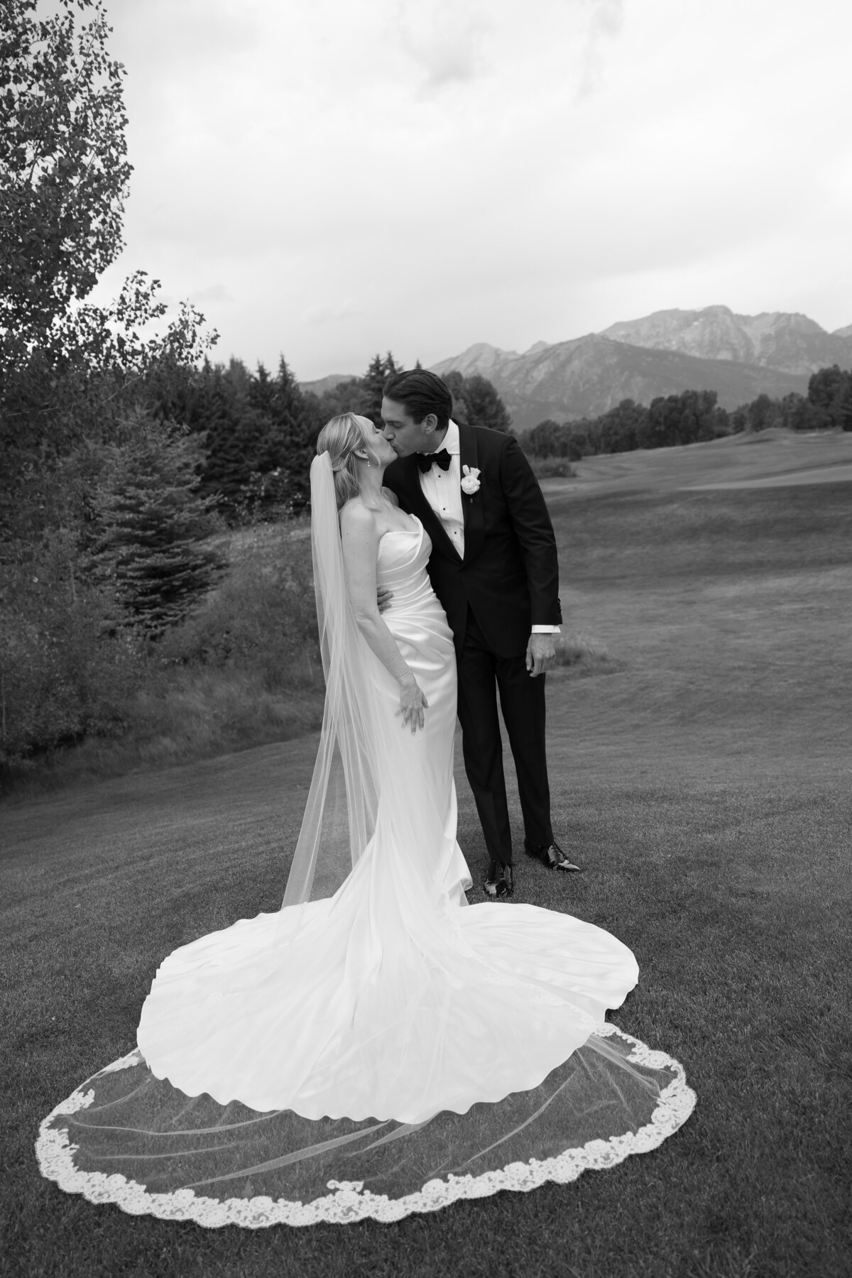 Jackson-Hole-Wedding-Previews-Mariah-Jones-Photography-12