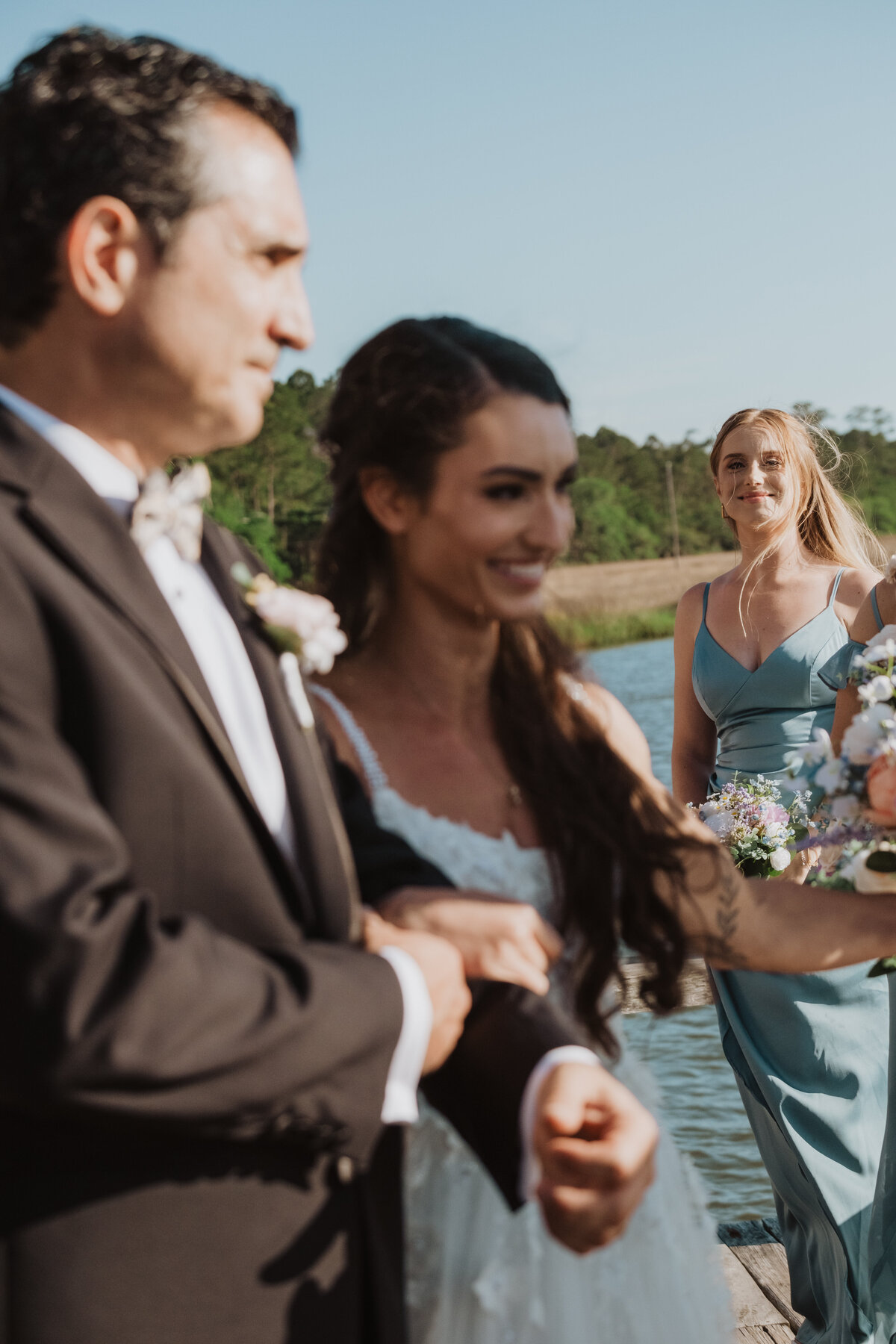 cotton-dock-boone-hall-plantation-wedding-charleston-wedding-photographer-documentary-style-editorial10