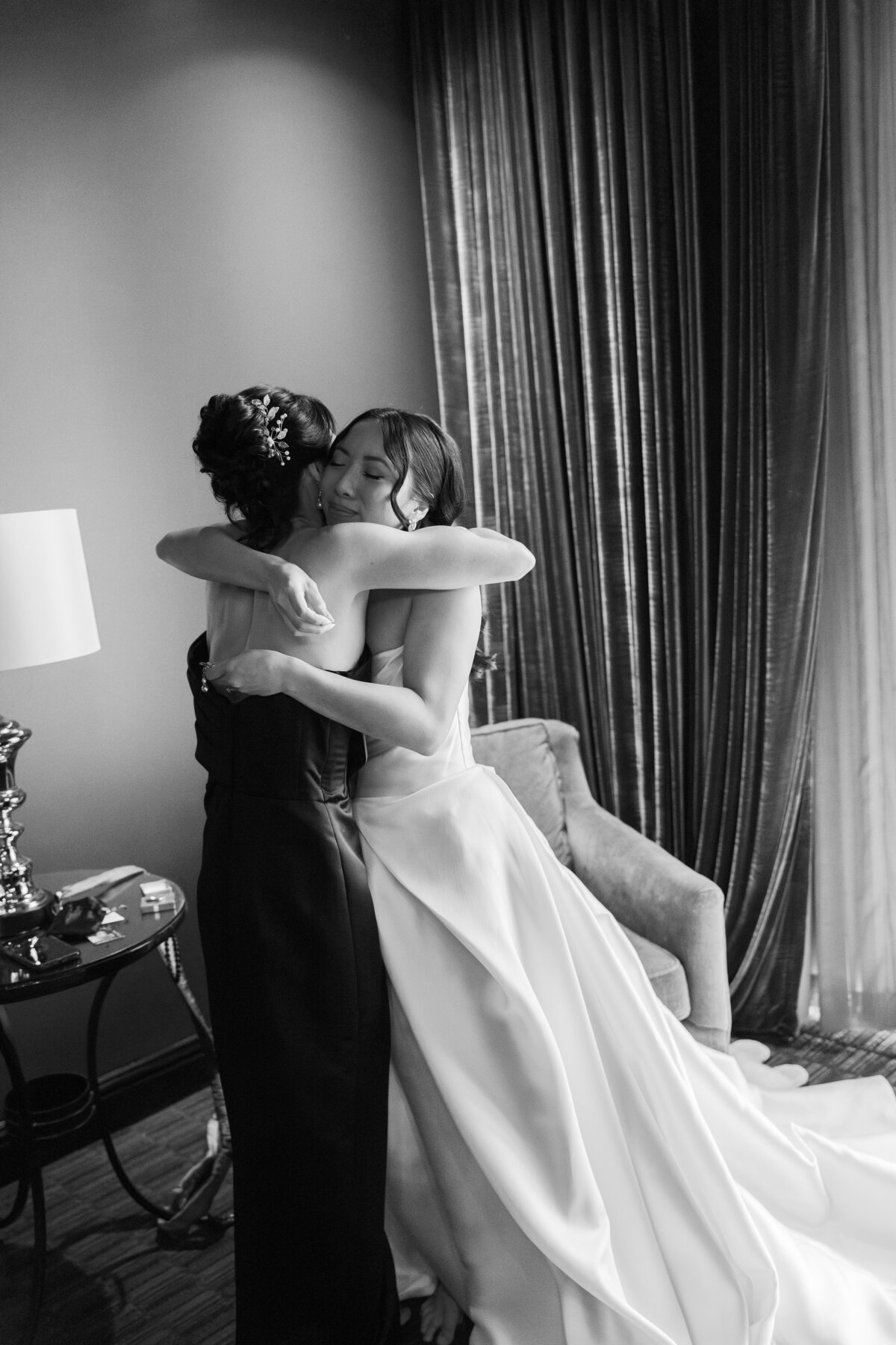 A photo of the bride preparation at the Hotel Zaza wedding in Houston.