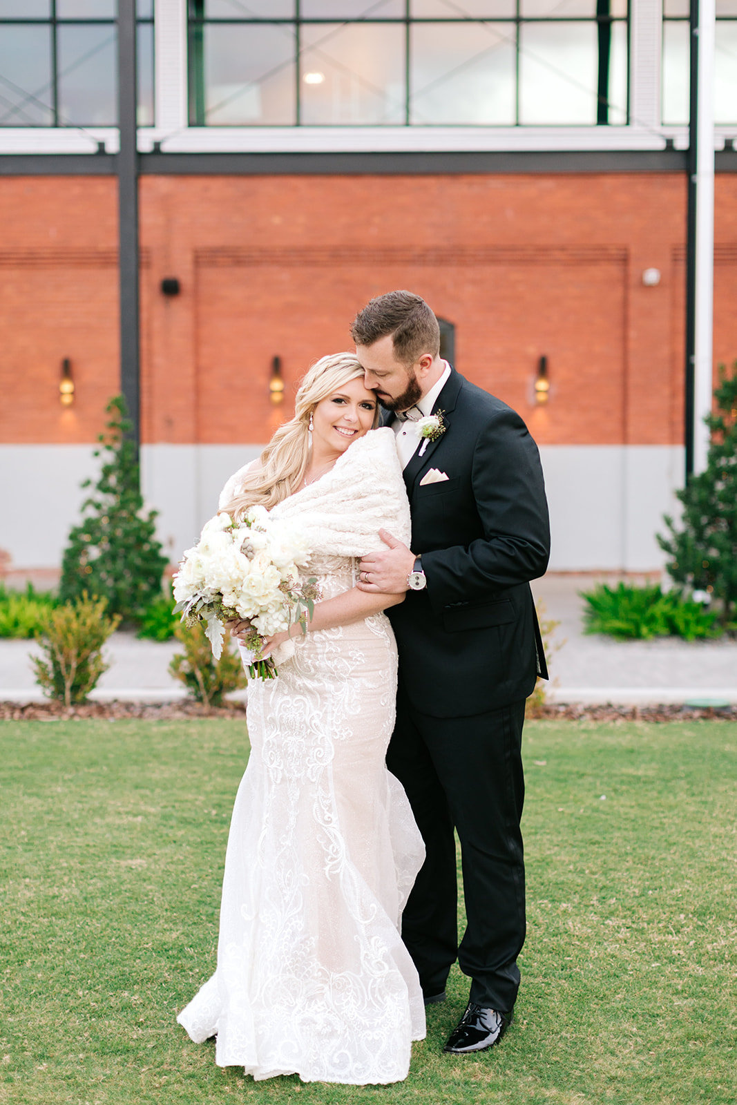 Tampa-Wedding-Photographer_Sacred-Heart-Armature-Works-Wedding_Danielle-and-Caleb_Tampa-FL_1435