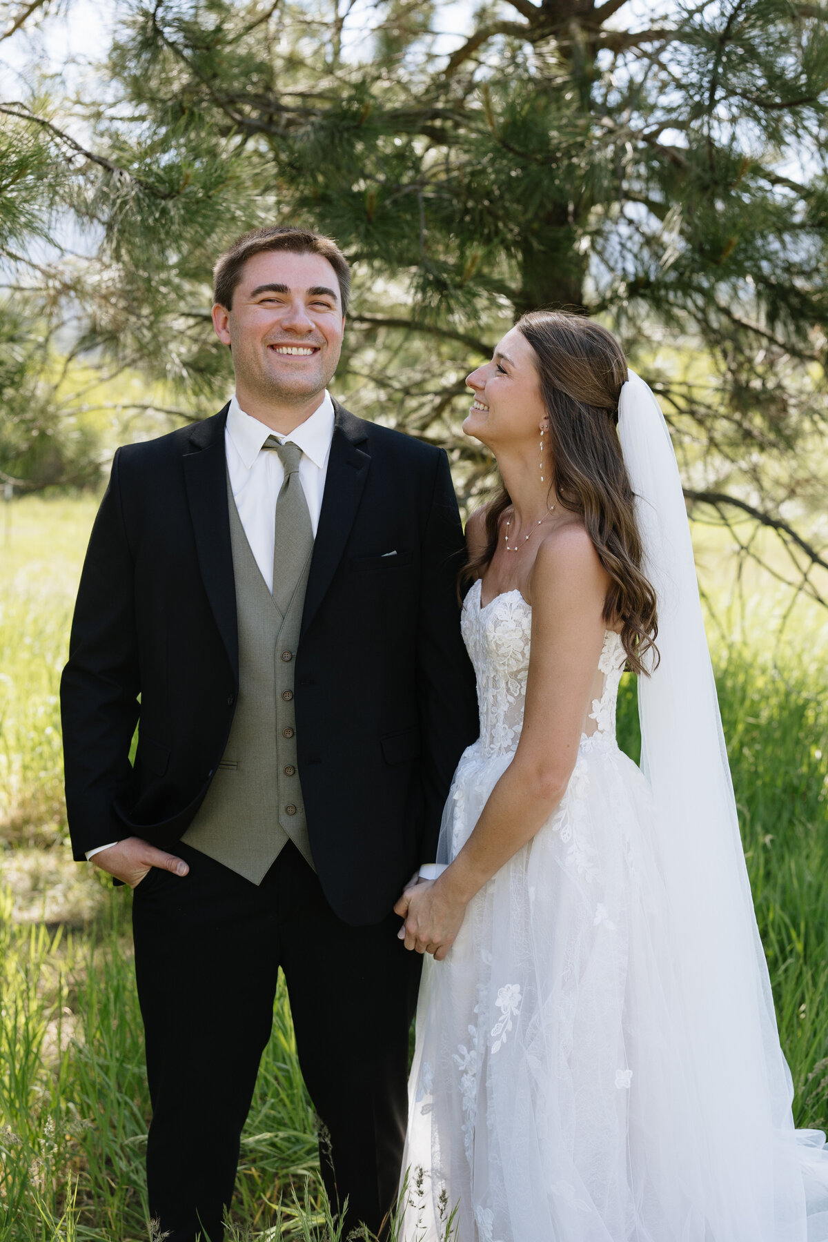 jennifer-marcilliat-idaho-wedding-photographer---56