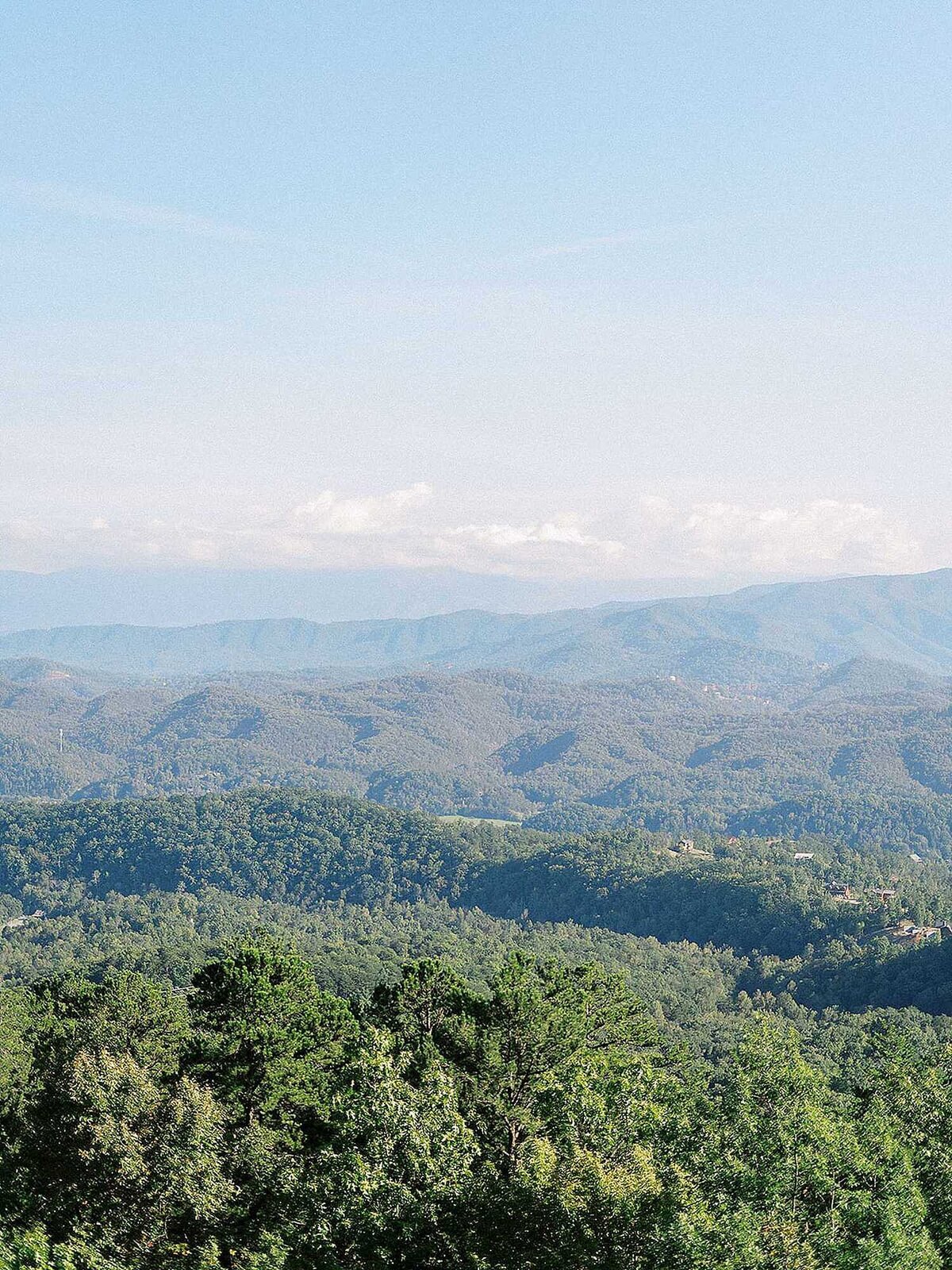 trillium-destination-wedding-venue-tn-smoky-mountain-views