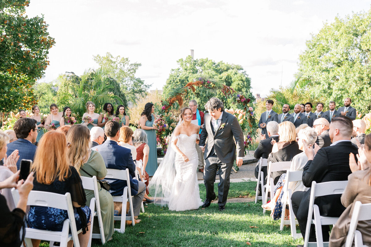pittsburgh-wedding-photographer-phipps-botanic-gardens-conservatory-wedding-outdoor-lgbtq-luxury-photography-light-and-airy41