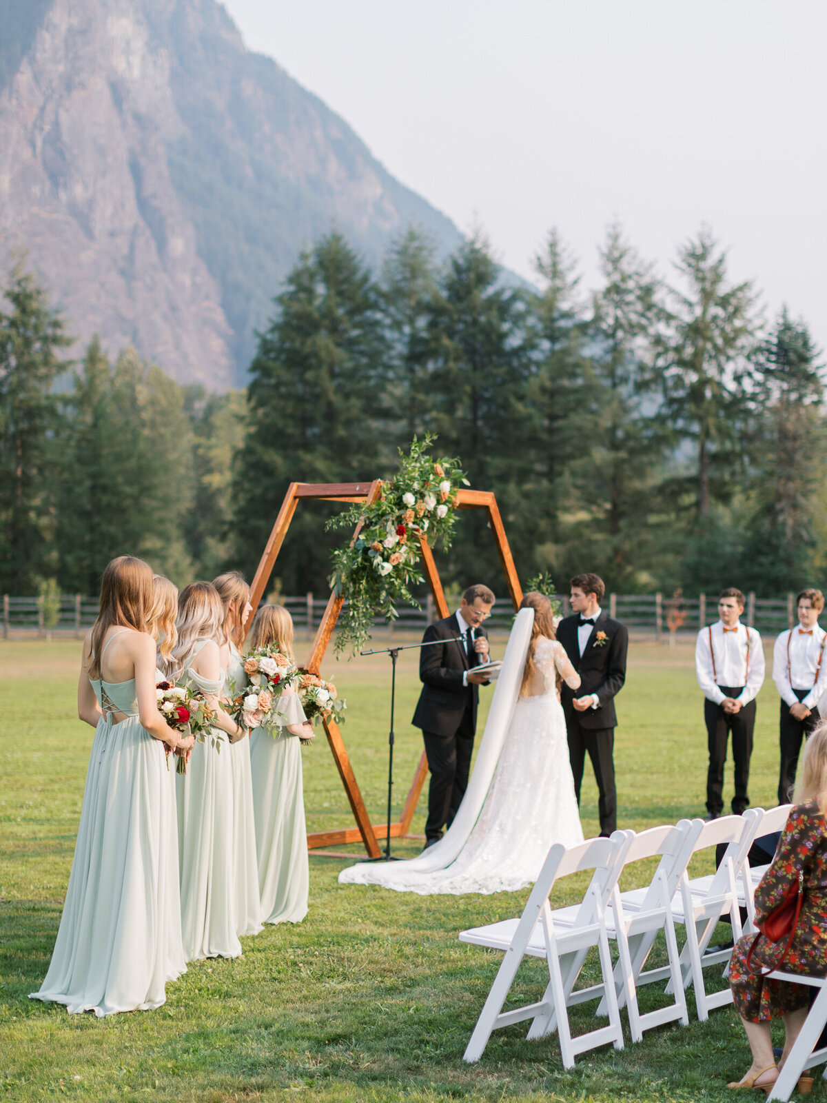 seattle-wedding-photographer-shaunae-teske-north-fork-1