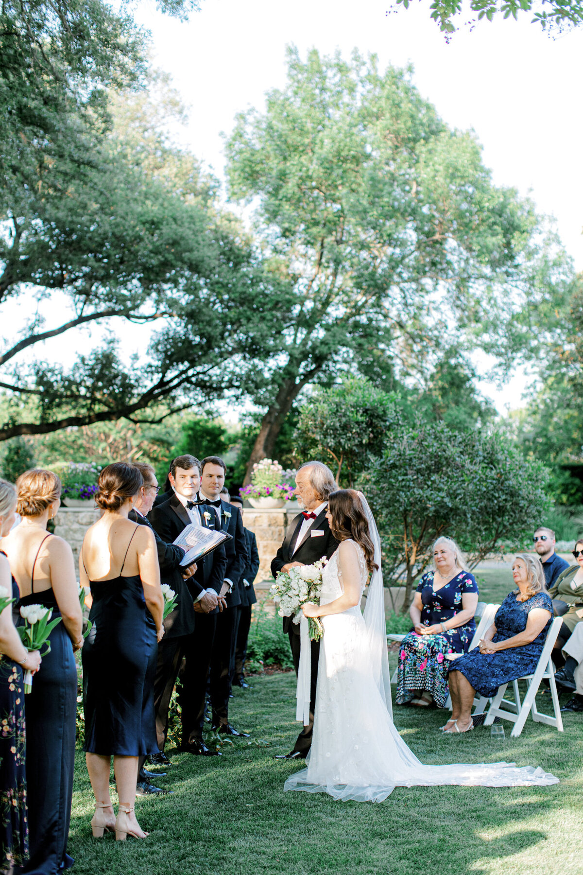 Gena & Matt's Wedding at the Dallas Arboretum | Dallas Wedding Photographer | Sami Kathryn Photography-138
