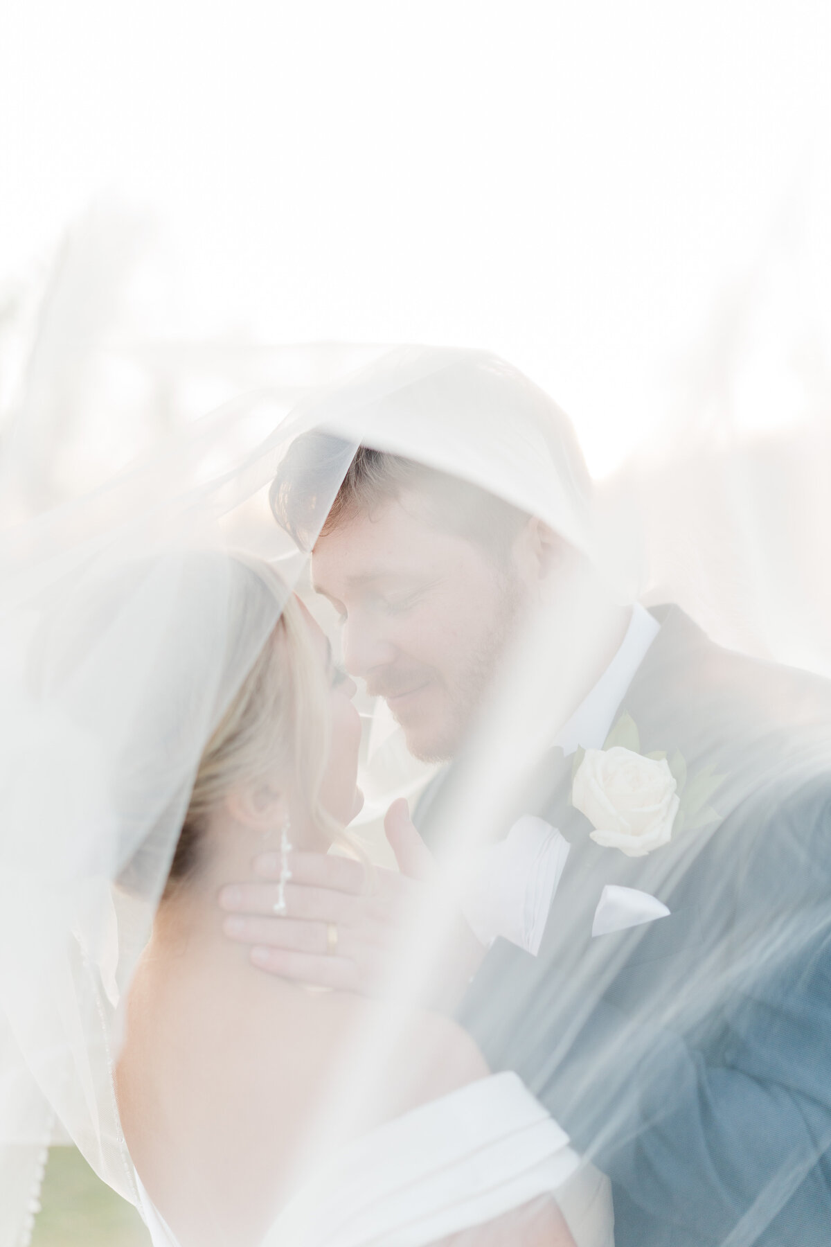 Wellshire Denver Colorado Classic Winter Wedding Elena Spraguer Photography 0121