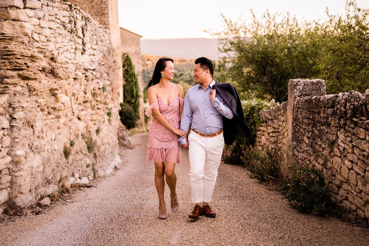 bastide gordes wedding photographer provence engagement photo shoot