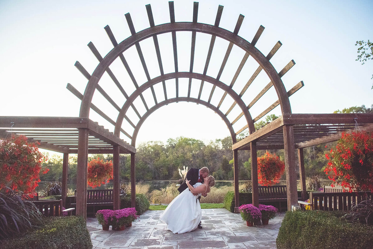 Janesville Rotary Gardens Wedding