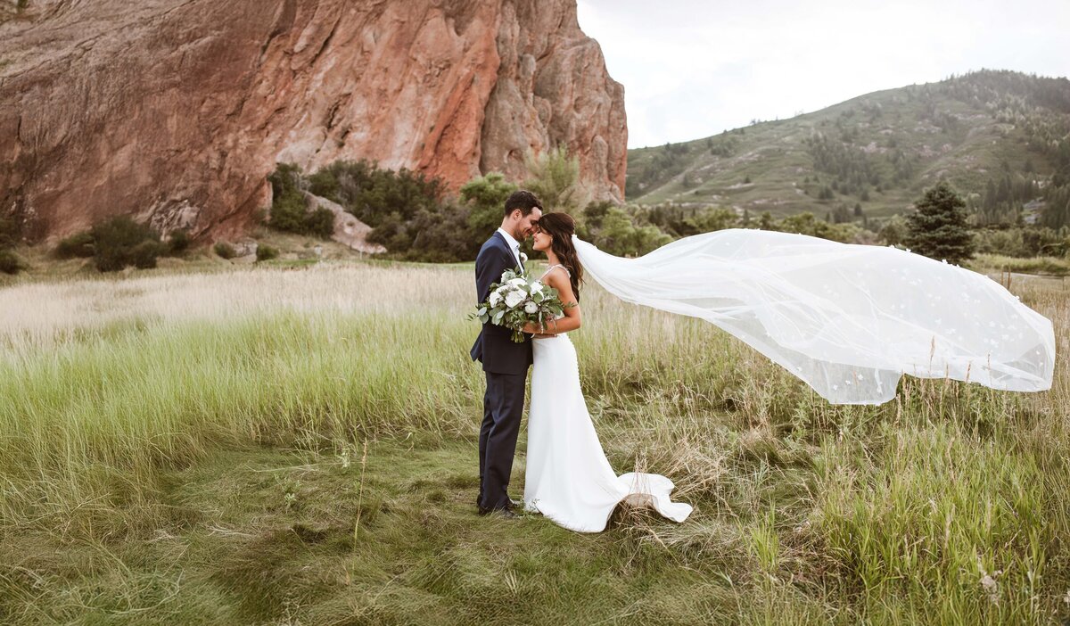 colorado-wedding-photographer-avenir-photo-co.-3