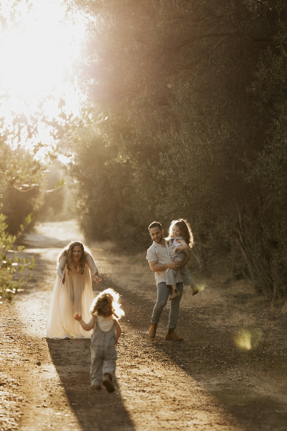 relaxed-family-portraits-perth.jpg