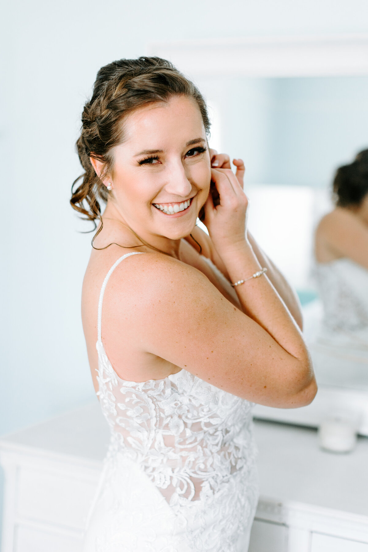 charleston wedding photographer Bride Getting Ready at Wingate Place