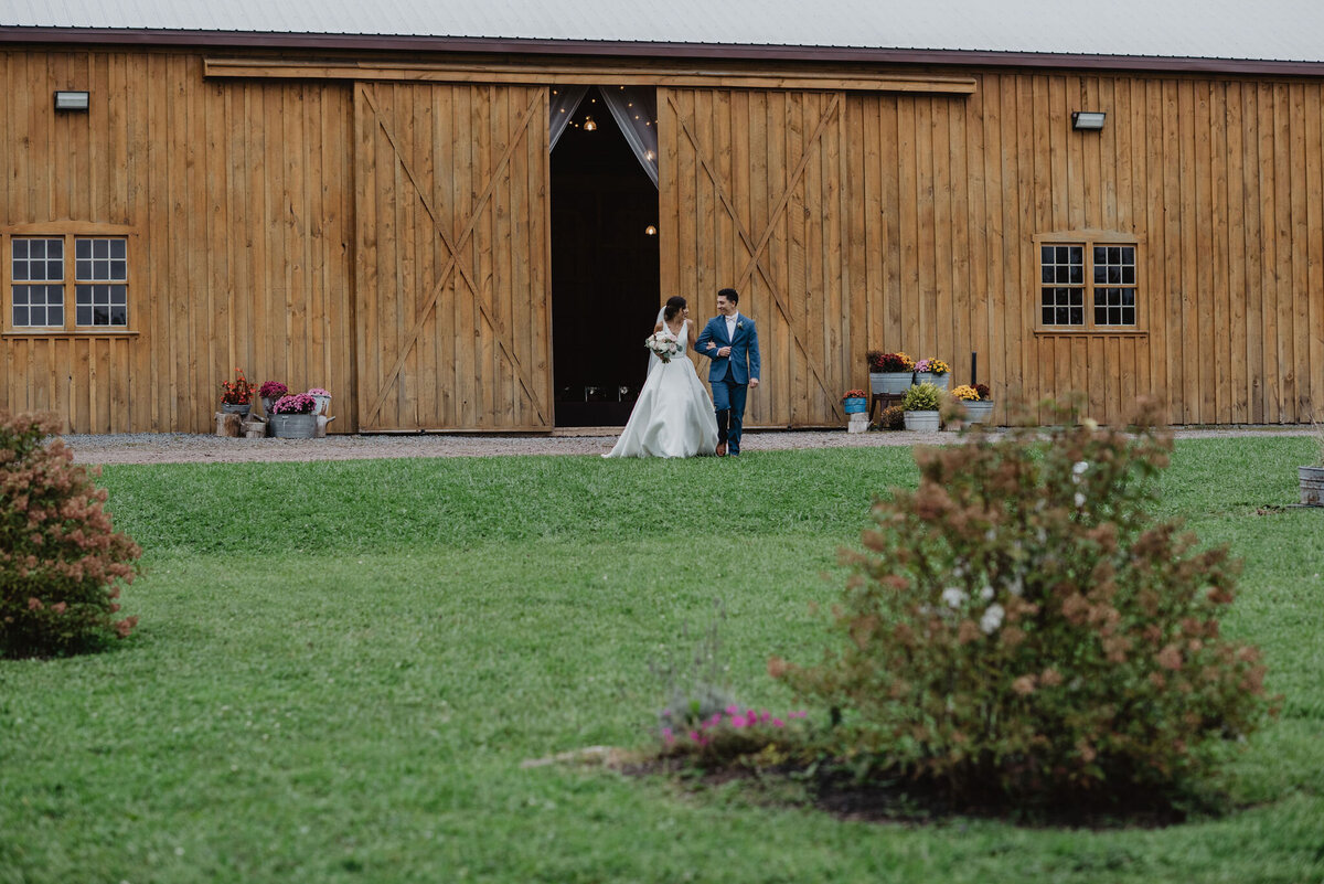 RLP_BarnWedding_Gomez-71