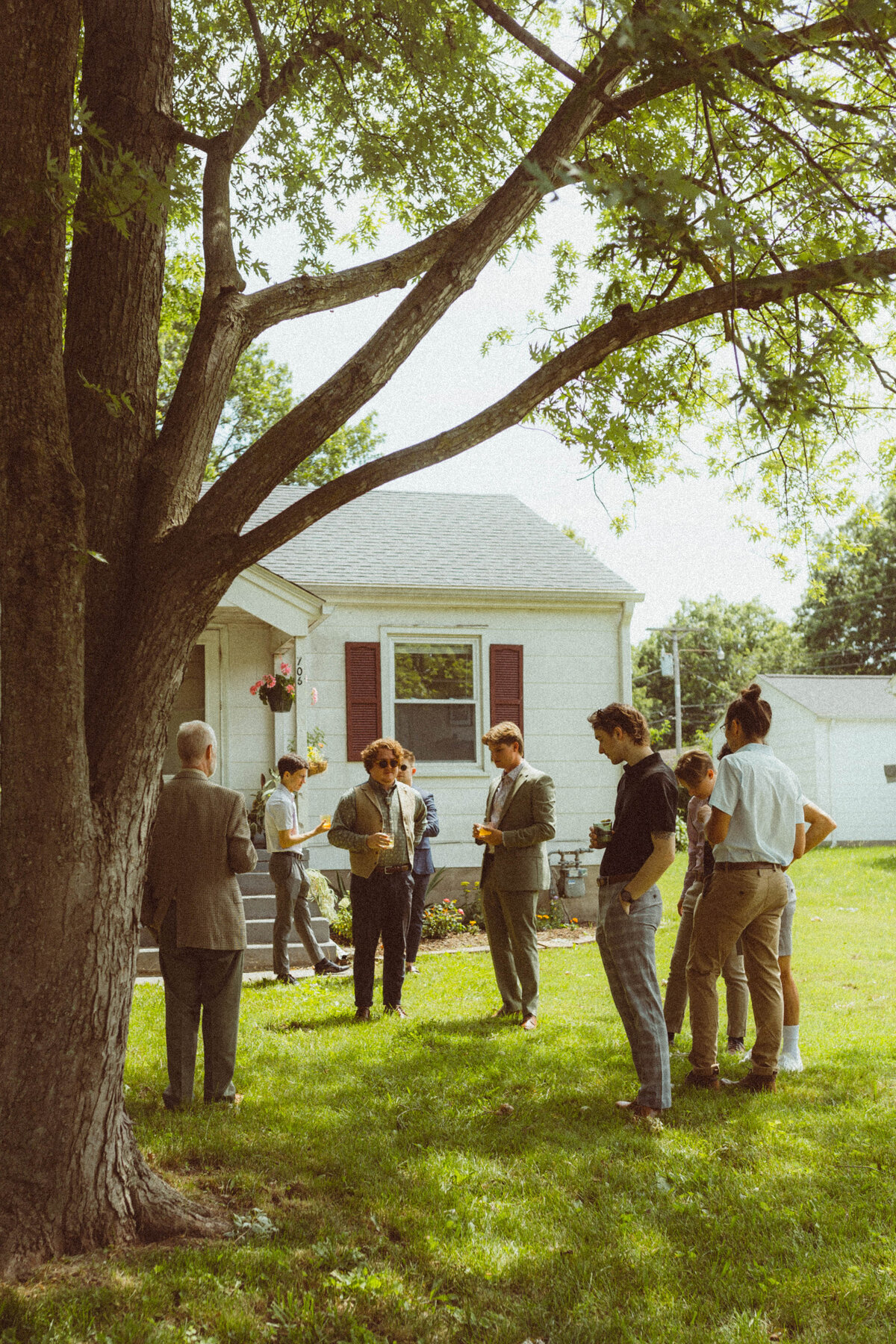 Intimate-Backyard-Wedding-Columbia-MO.jpg00083