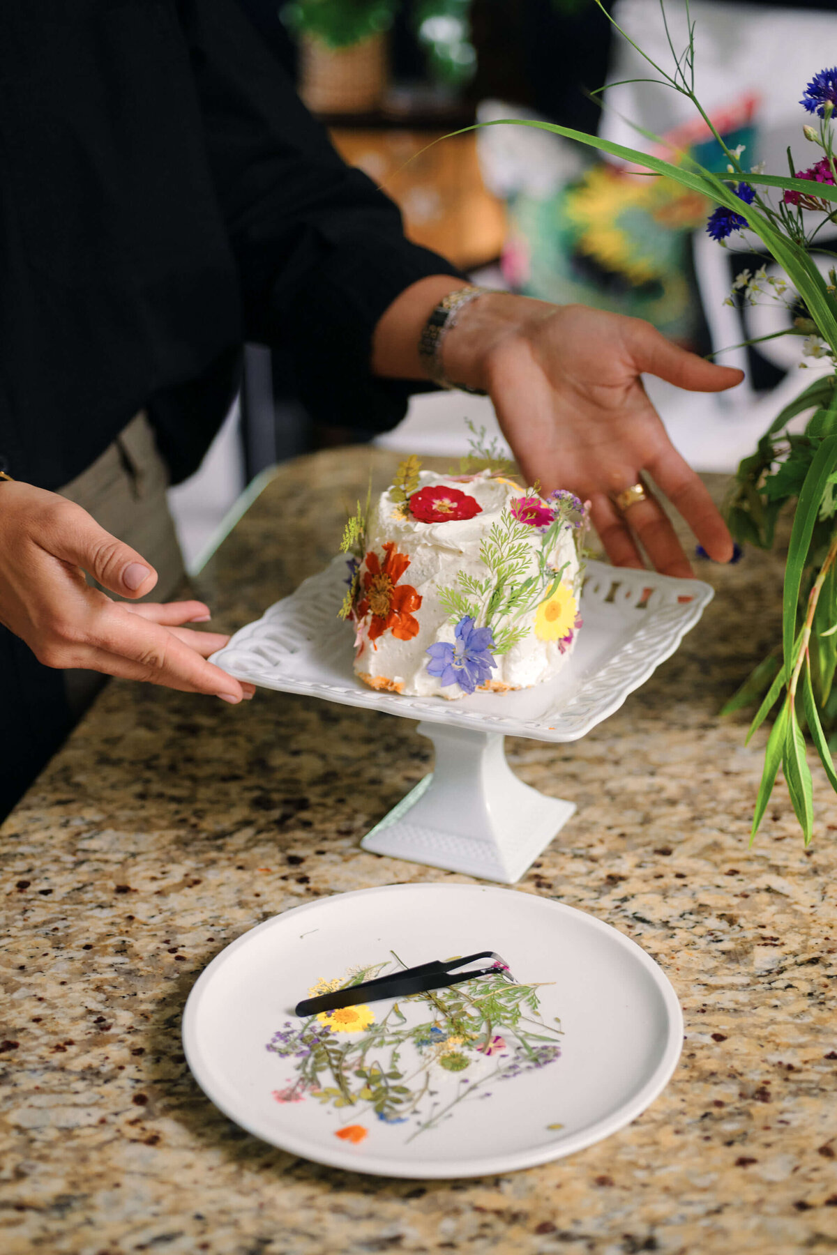 Magnolia-Bluebird-Eli-Turner-Photography-Ghost-Host-Summer-Entertaining-Ideas-Summer-Cakes-54