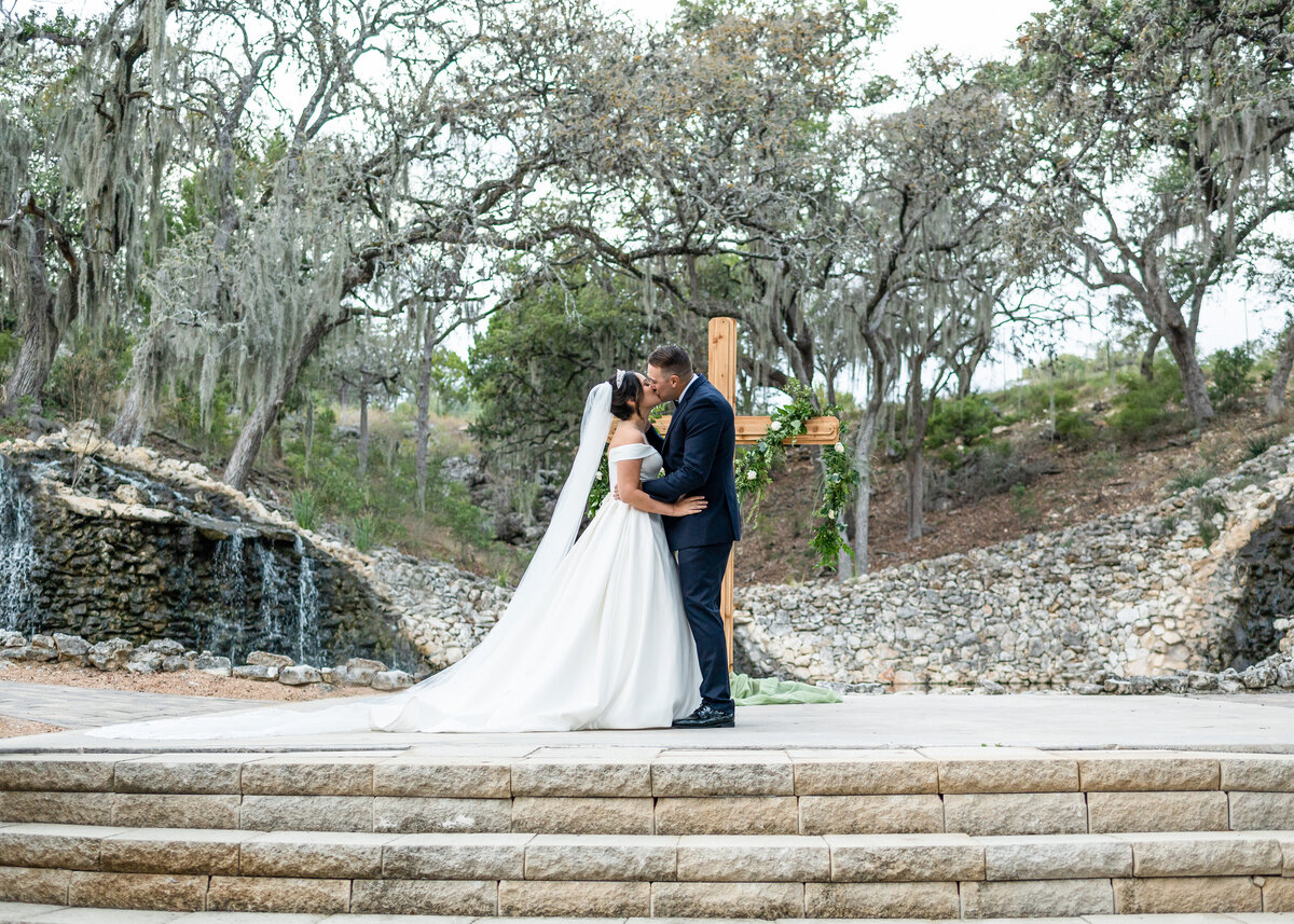 Minister Wedding - Hayes Hallows at Hidden Falls-182-2