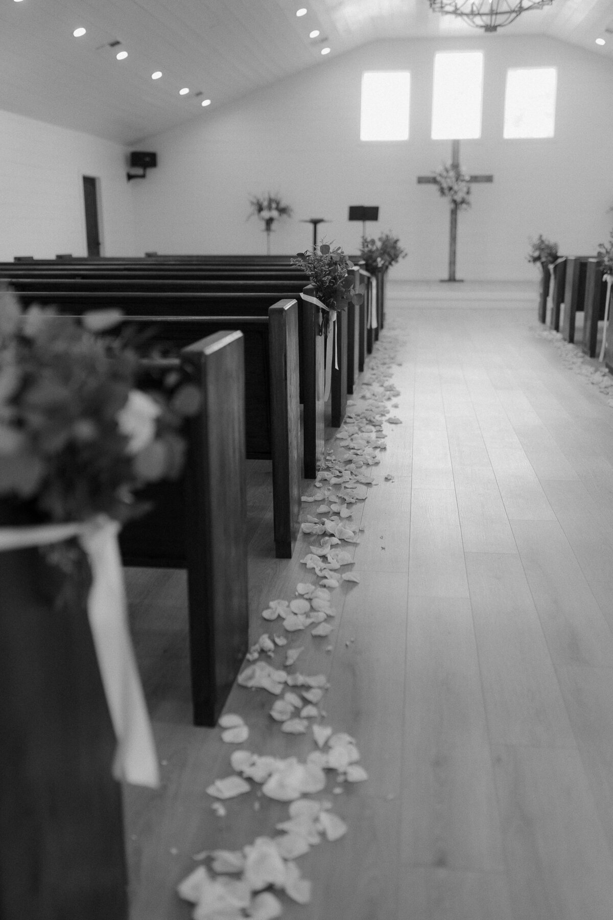 Bright and romantic wedding imagery at Hummingbird Hill in the heart of College Station.