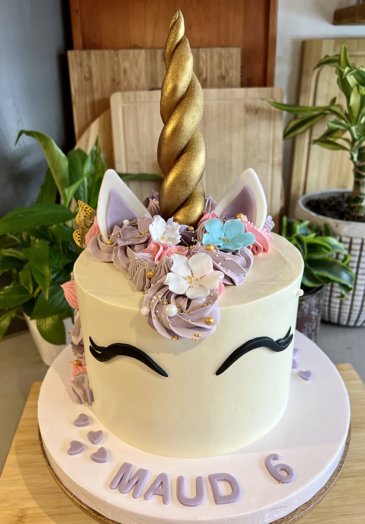 OLaLa Cakes & Cupcakes