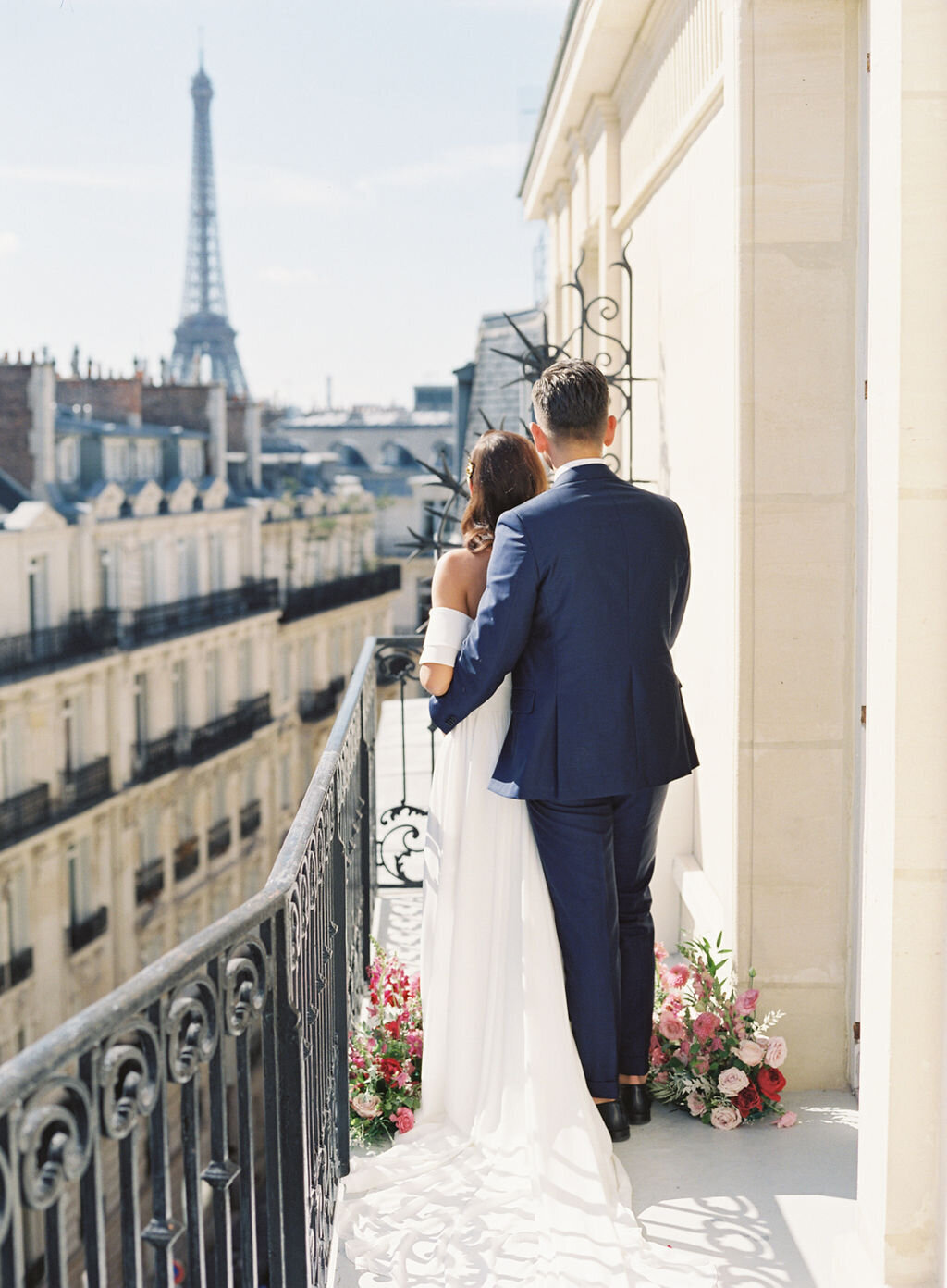 paris-elopement-hotel-alfred-sommier-wedding-27
