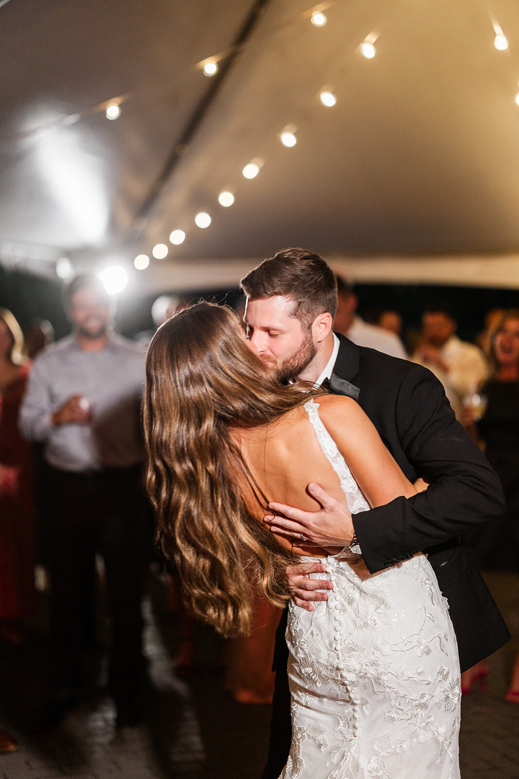Best Cleveland Luxury Wedding Photographer LIndsey Ramdin LAR Weddings Pittsburgh Wedding Photographer Ohio Romantic Weddings89