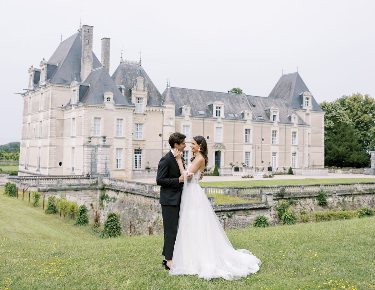 Chateau de Jalesnes Wedding