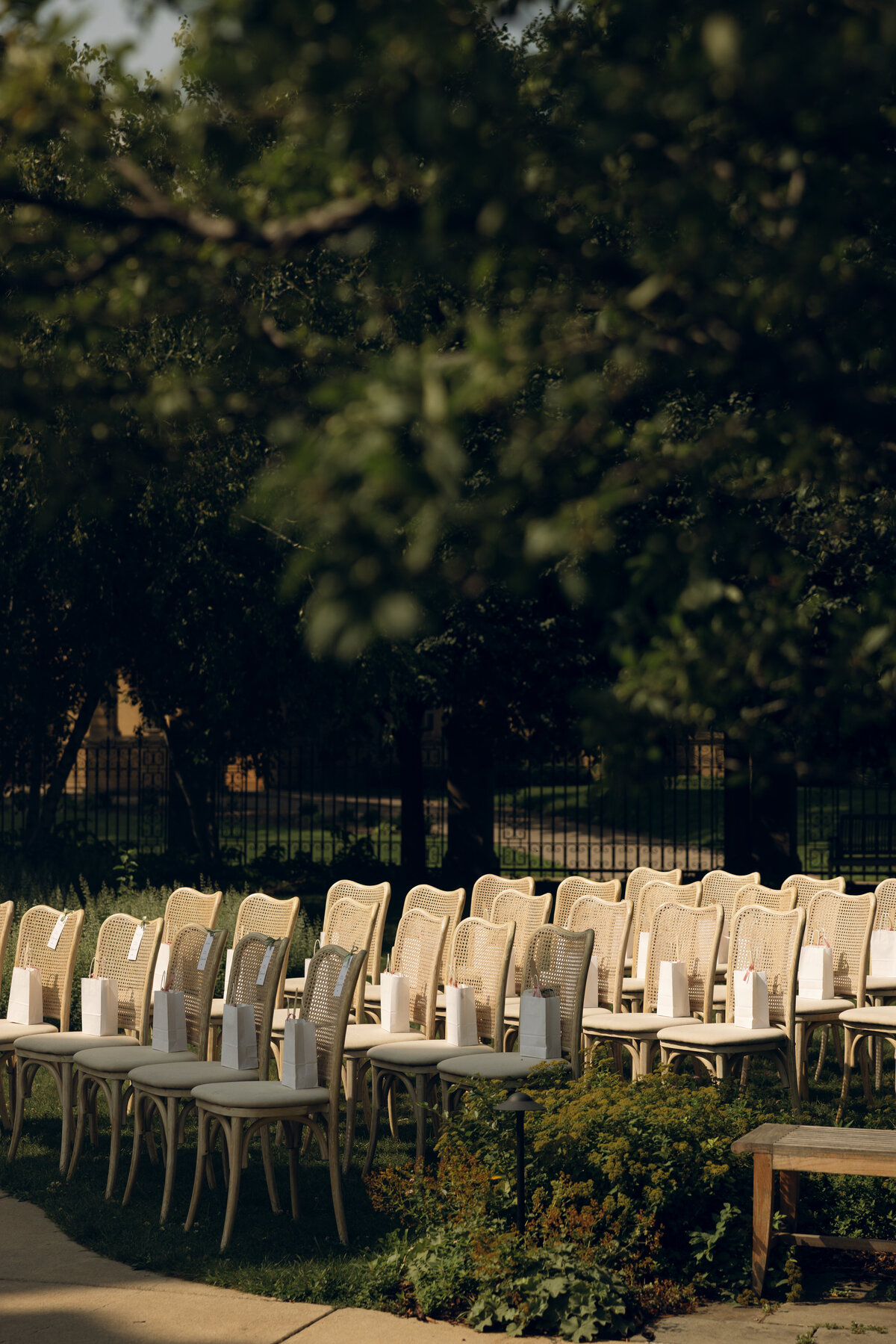 cinematic-wedding-photographer-American-Swedish-Institute-Wedding-emily-snyder-photography