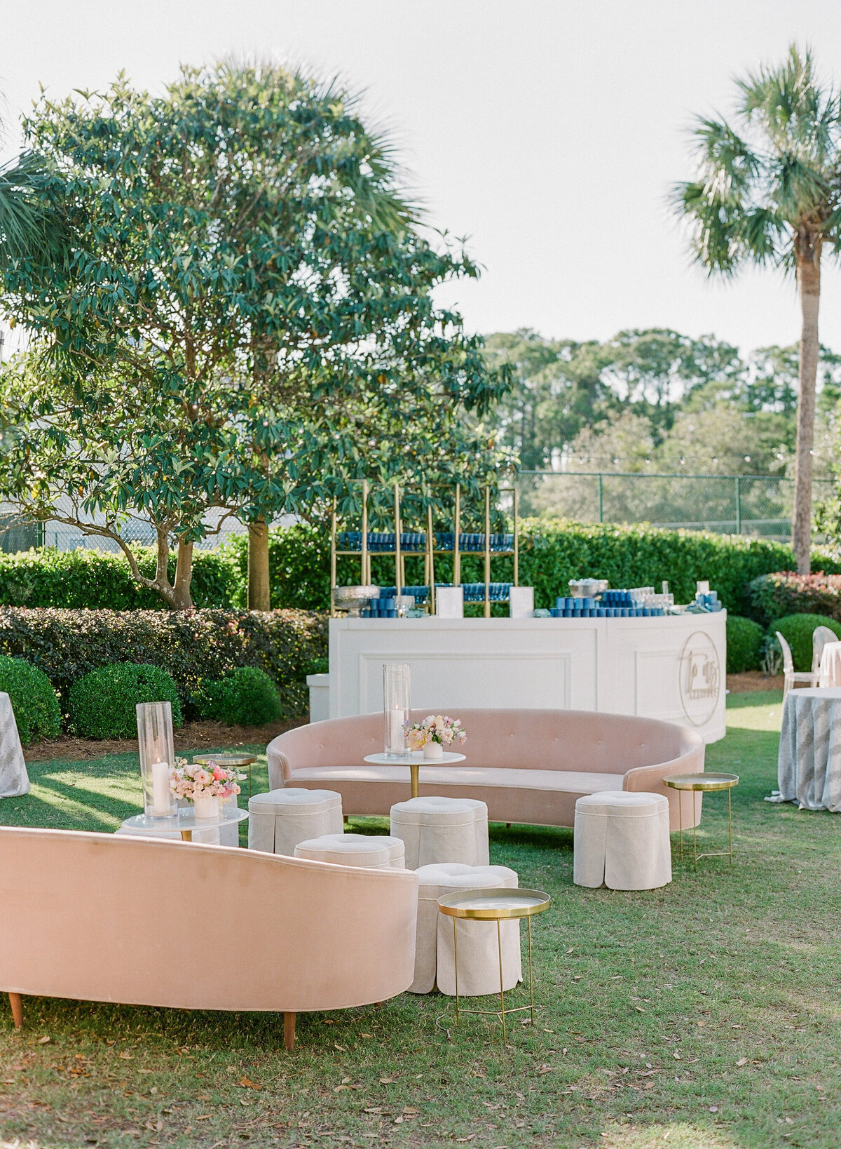 luxury-wedding-lounge-area-pink-velvet-2