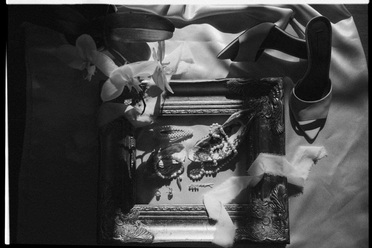 Katherine Krakowski Reno Lake Tahoe Photographer Wedding Flat Lay Oyster and Pearls-1