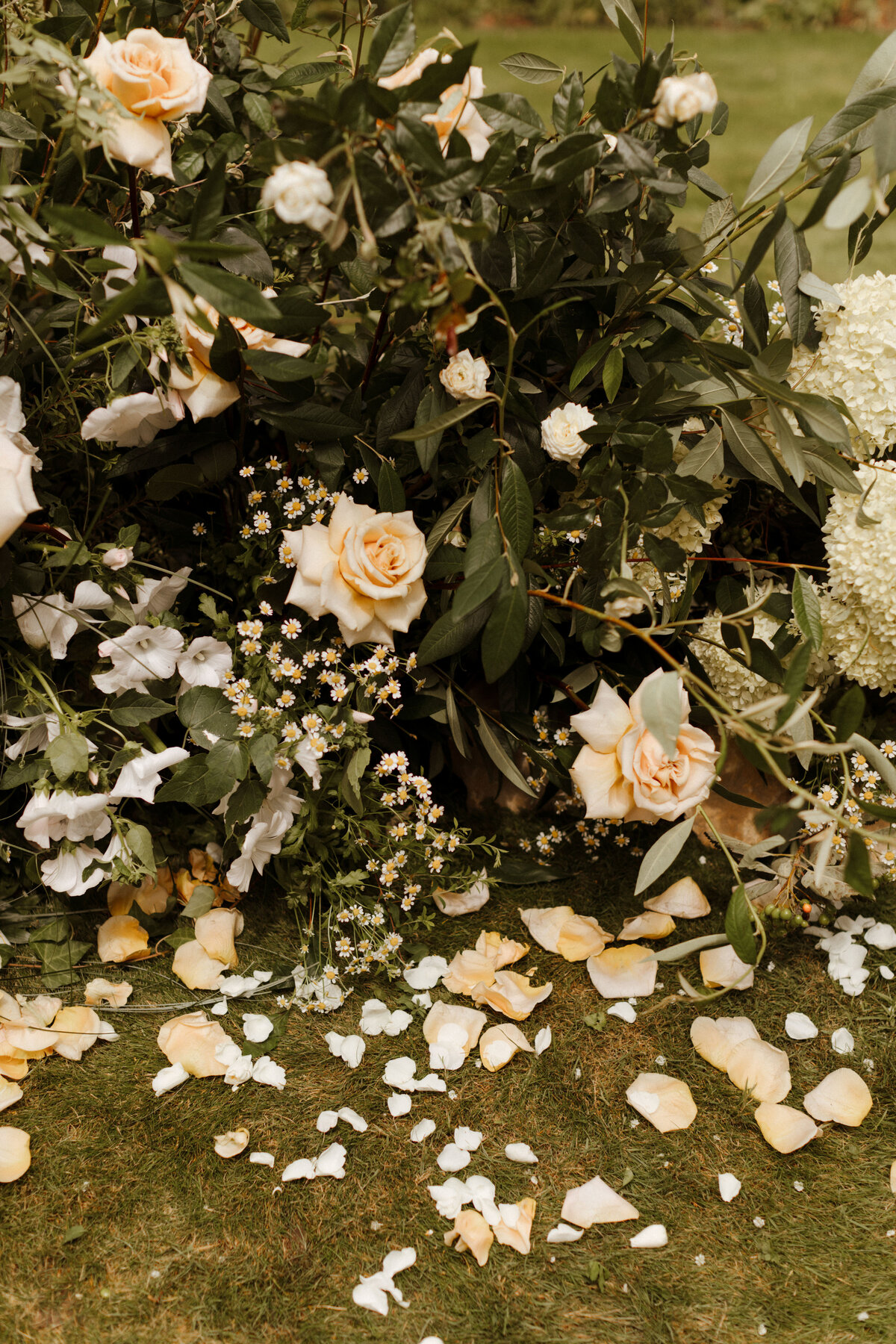 Attabara Studio UK Luxury Wedding Planner at Belcombe Court-Attabara Studio UK Luxury Wedding Planner at Belcombe Court-43-9676-NT
