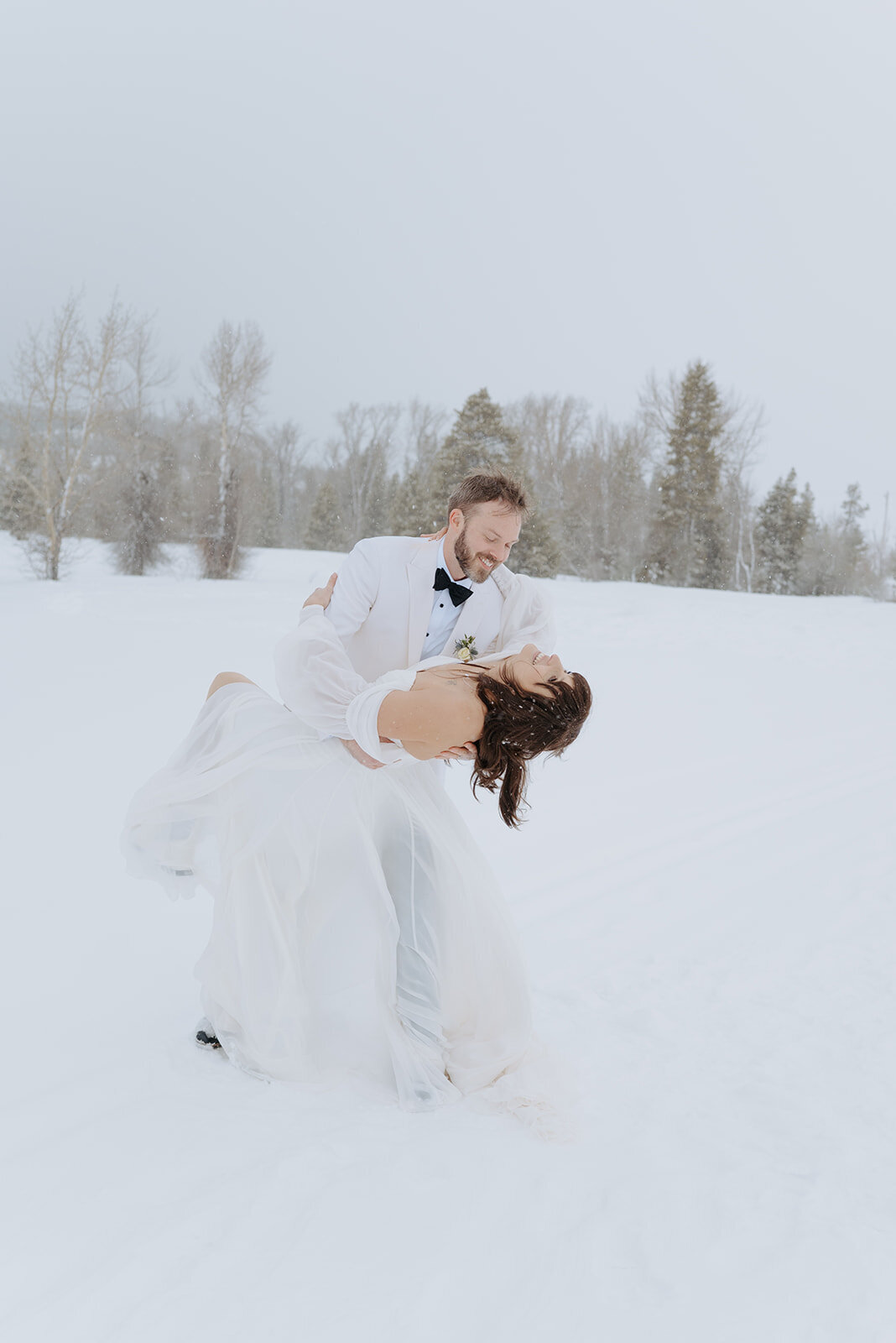 Winter-Elopement-B-T-372