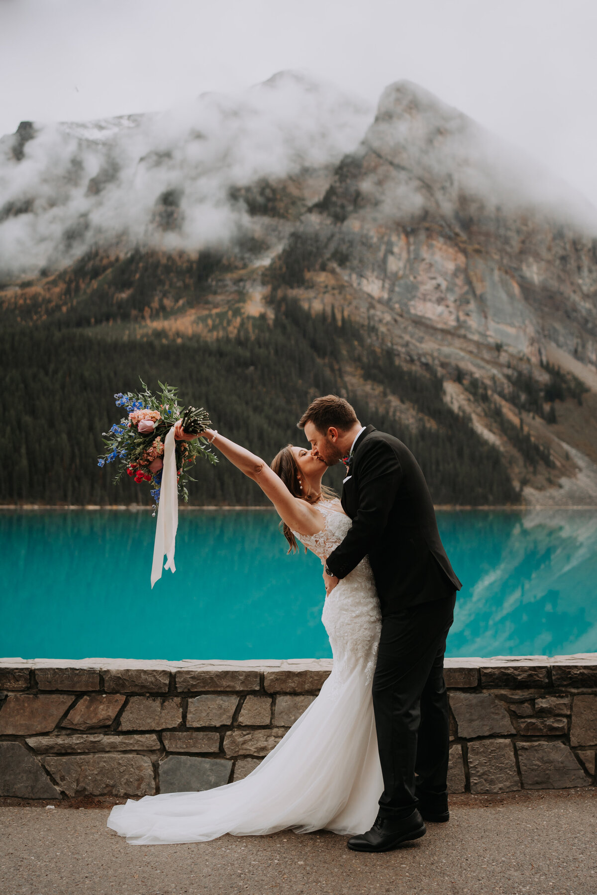 KERIANN_JORDAN_BANFF_ELOPEMENT_PHOTOGRAPHER_RMPCO.-05087 (1)